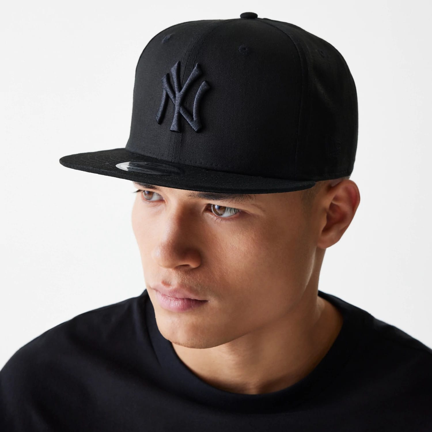 New York Yankees Black On Black 9FIFTY Cap-kentox