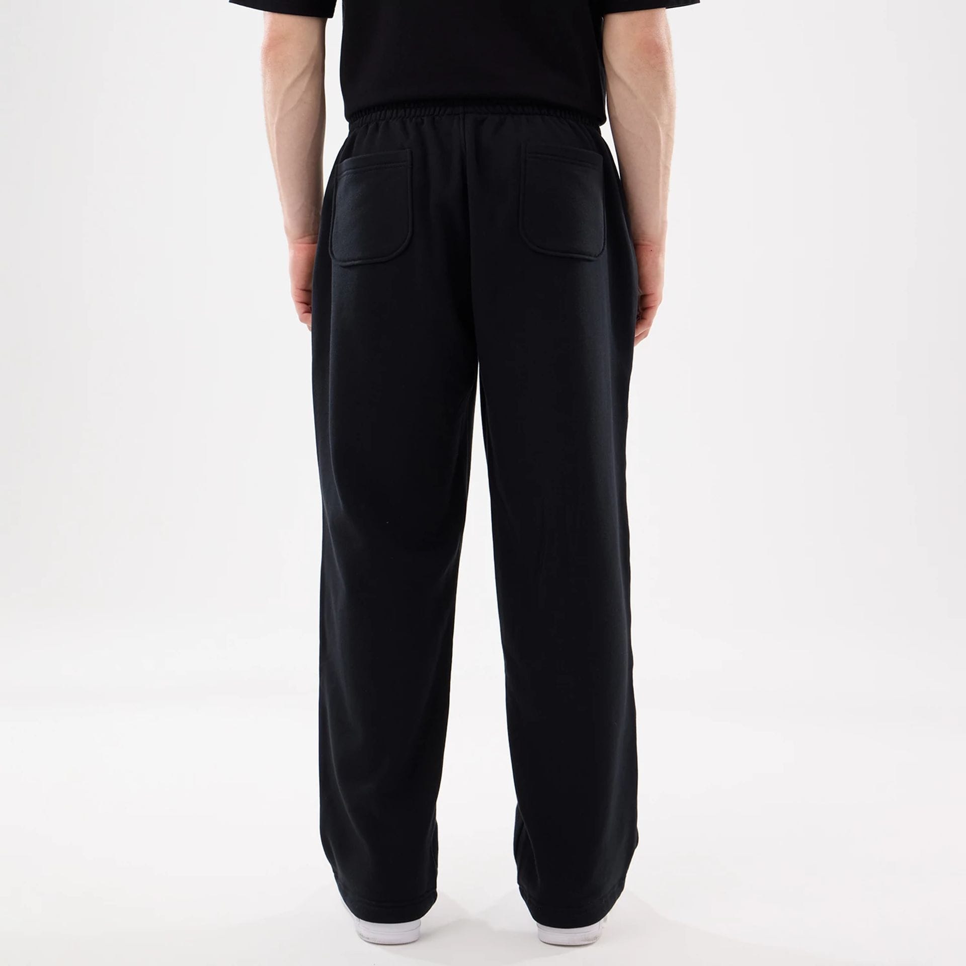 New Era Black Straight Legged Joggers-kentox