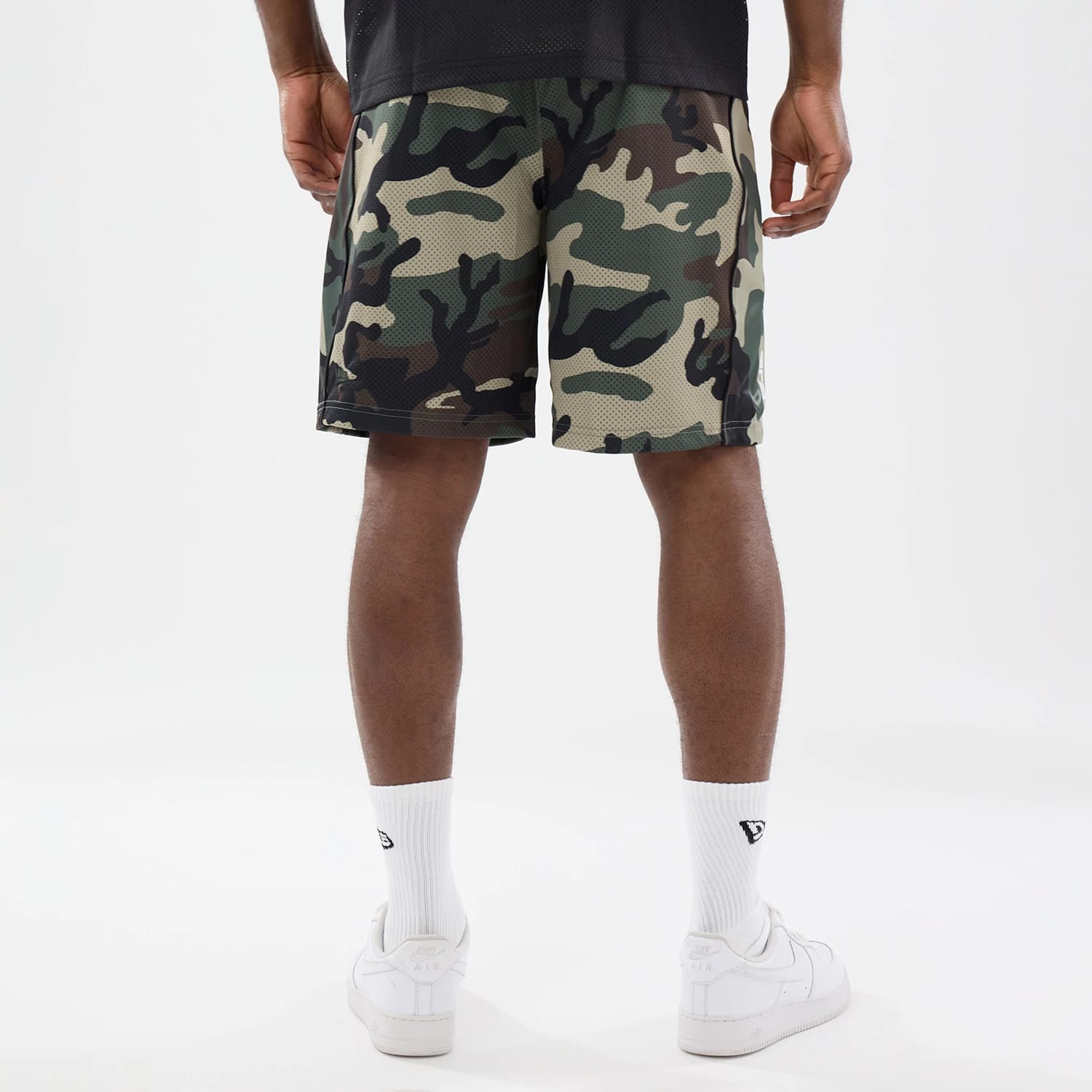 New Era Bermuda 6 Day Camo Oversized Shorts-kentox