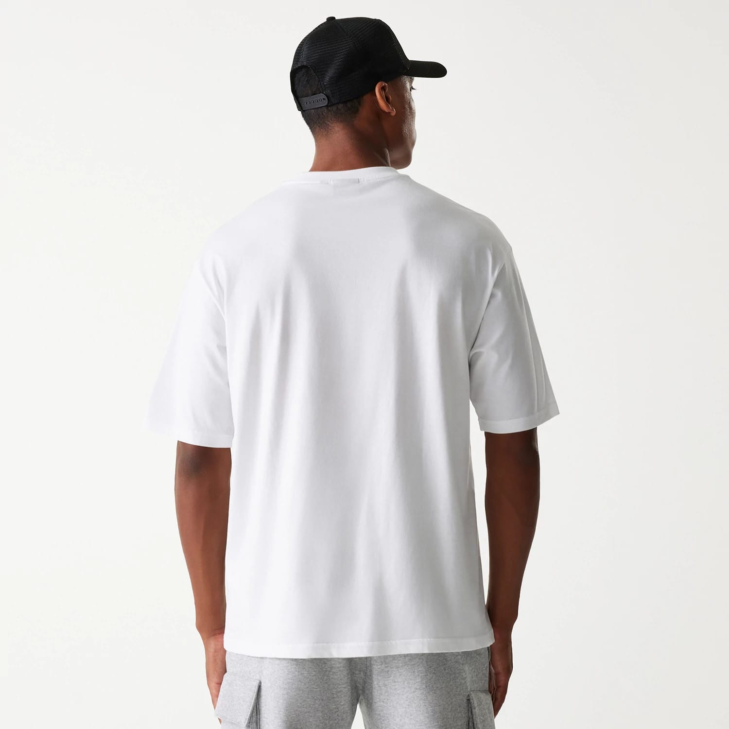 Chicago Bulls NBA Team Graphic White Oversized T-Shirt-kentox