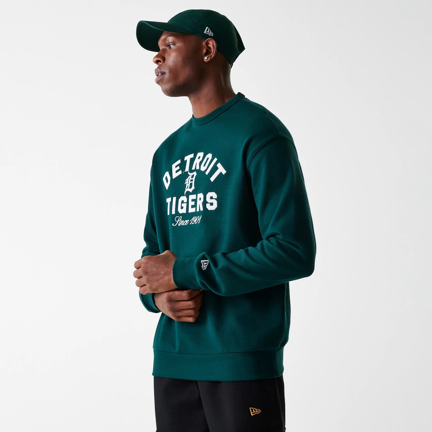 Detroit Tigers MLB Heritage Dark Green Oversized Crew Neck Sweater-kentox