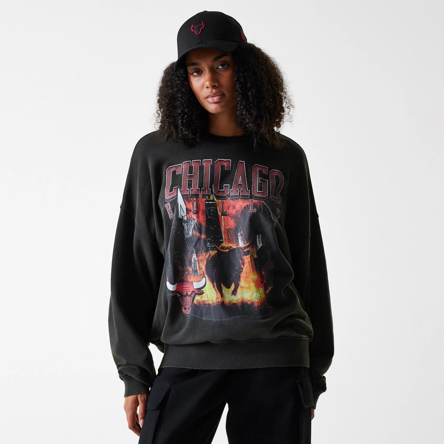 Chicago Bulls NBA Washed Graphic Grey Oversized Crew Neck Sweater-kentox