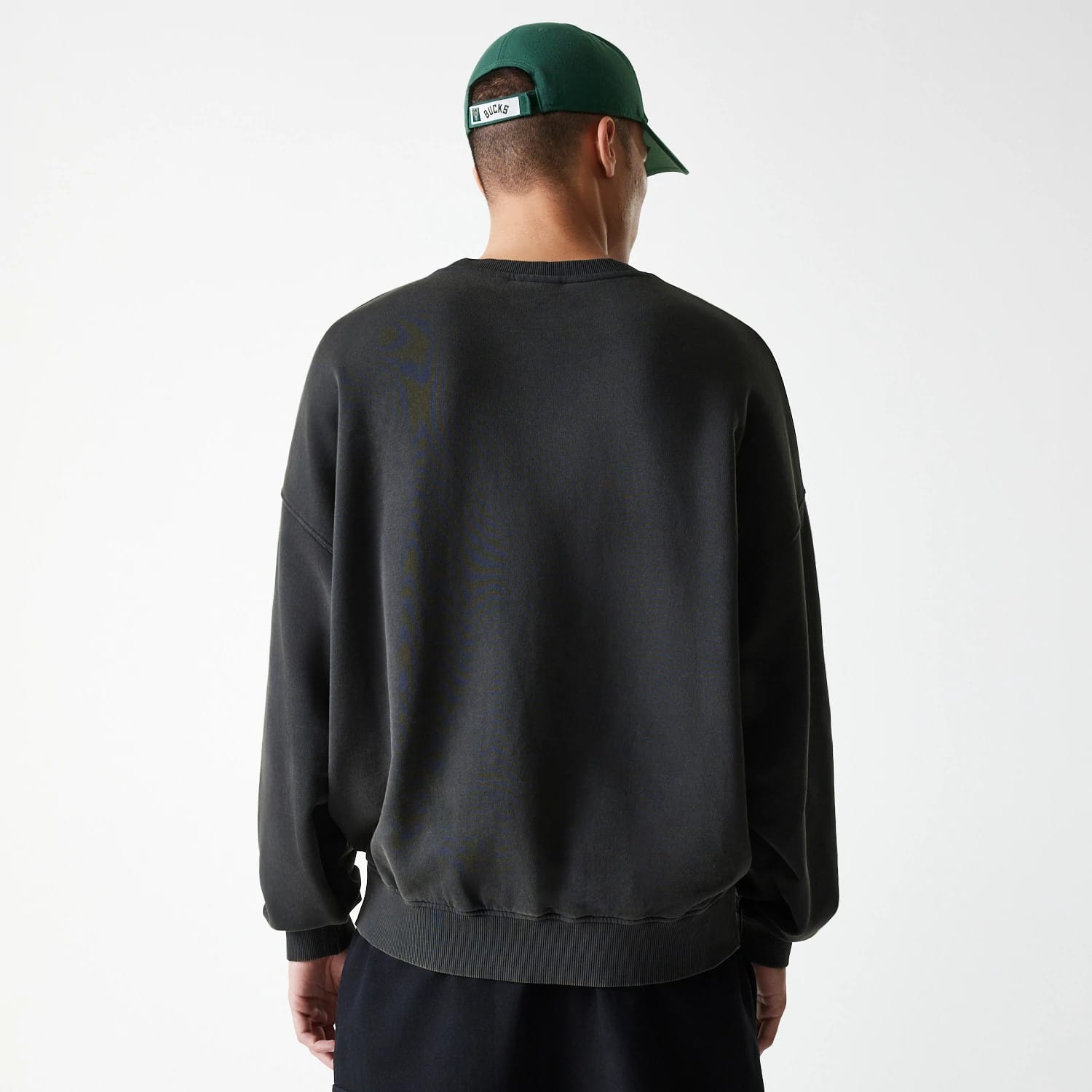 Milwaukee Bucks NBA Washed Graphic Grey Oversized Crew Neck Sweater-kentox