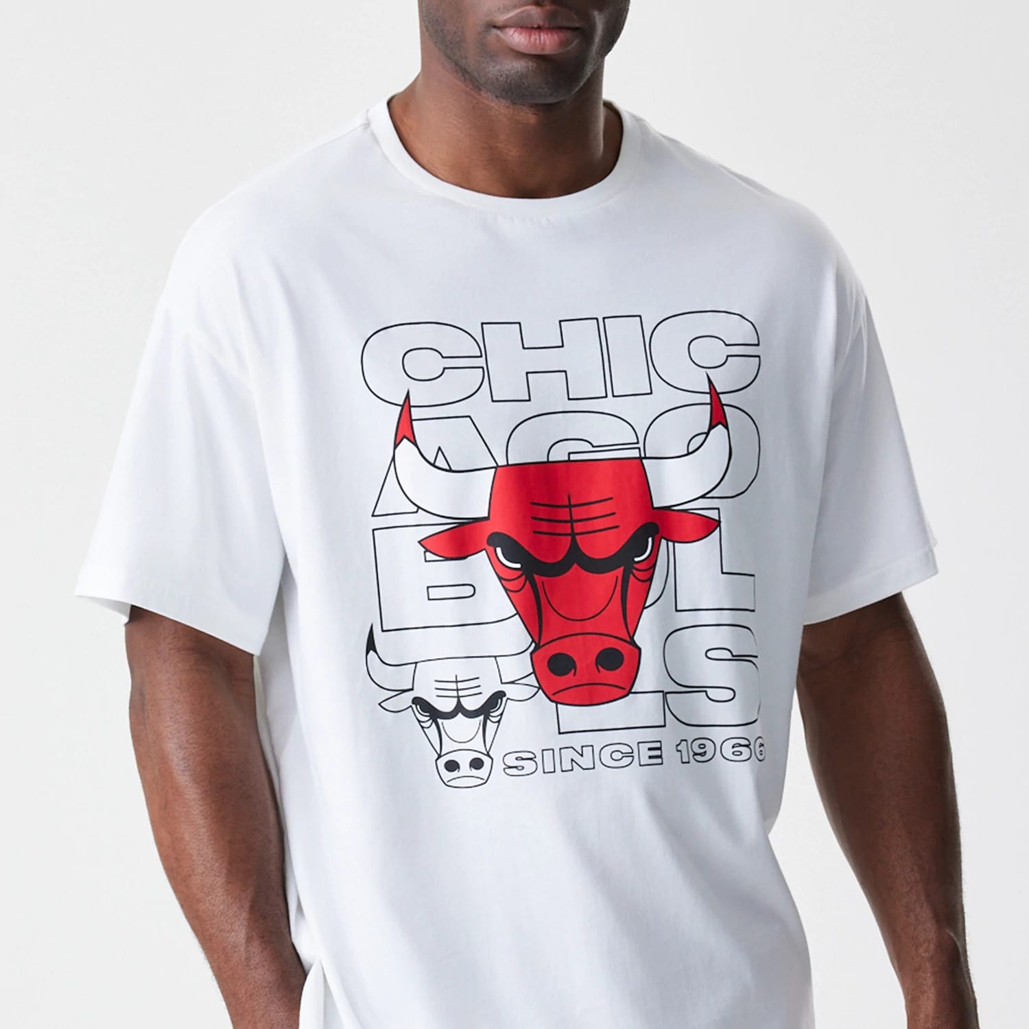Chicago Bulls NBA Outline Graphic White Oversized T-Shirt-kentox