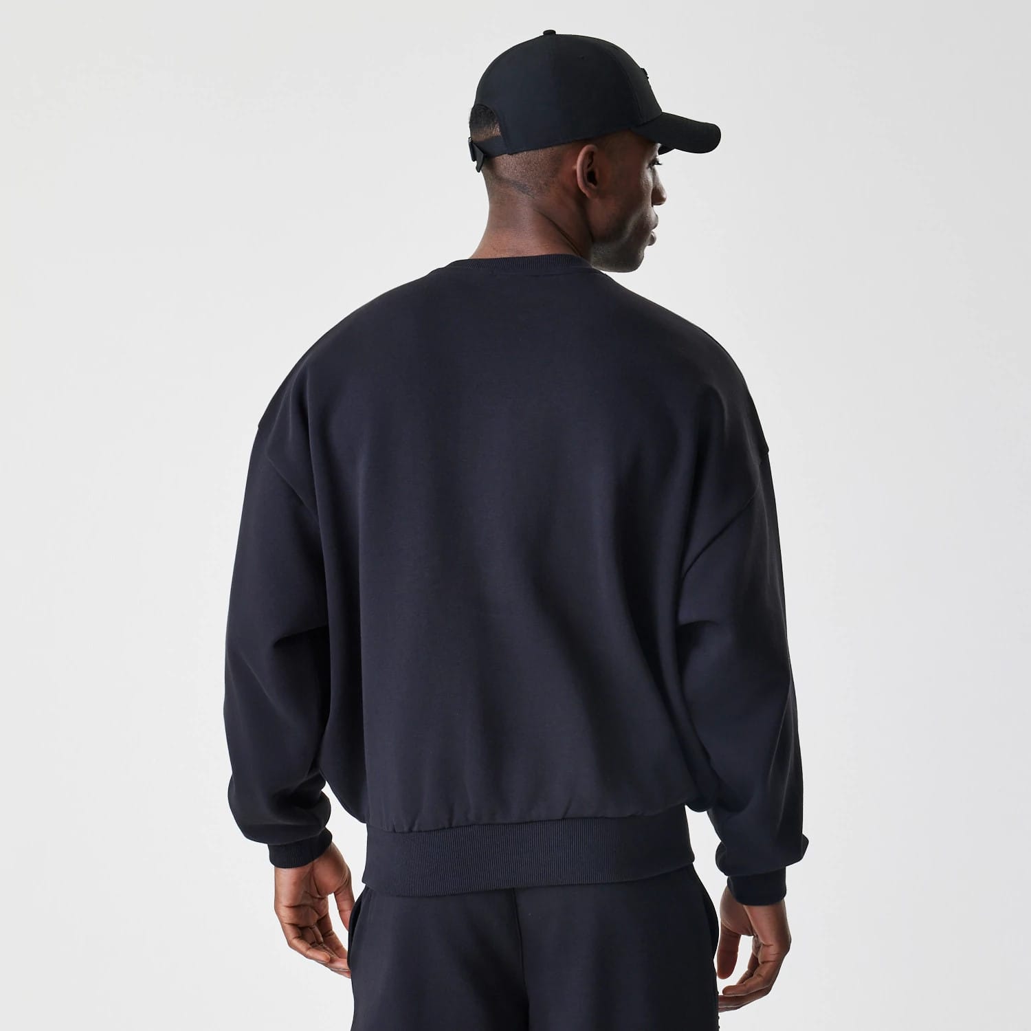 Chicago Bulls NBA Linear Black Crew Neck Sweater-kentox