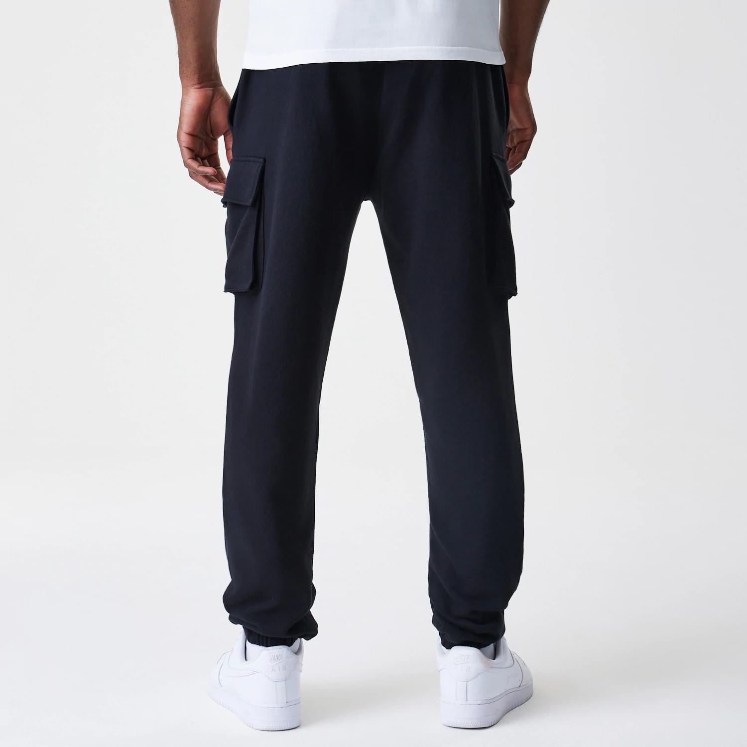 New Era Cargo Black Joggers-kentox
