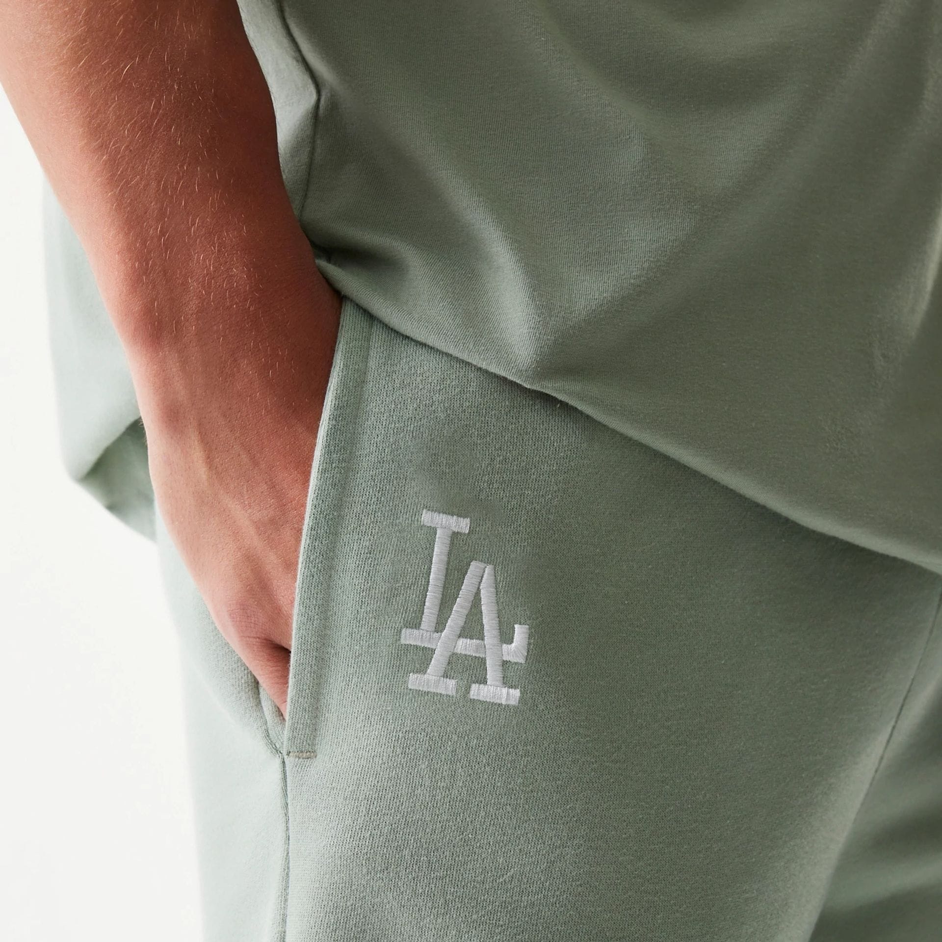 LA Dodgers MLB League Essential Midi Pastel Green Shorts-kentox
