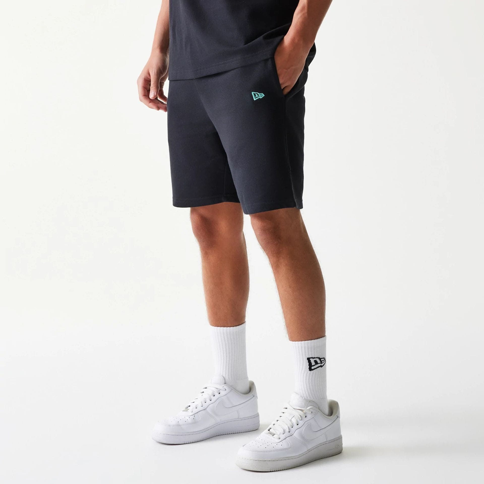 Chicago Bulls NBA League Essential Black Shorts-kentox
