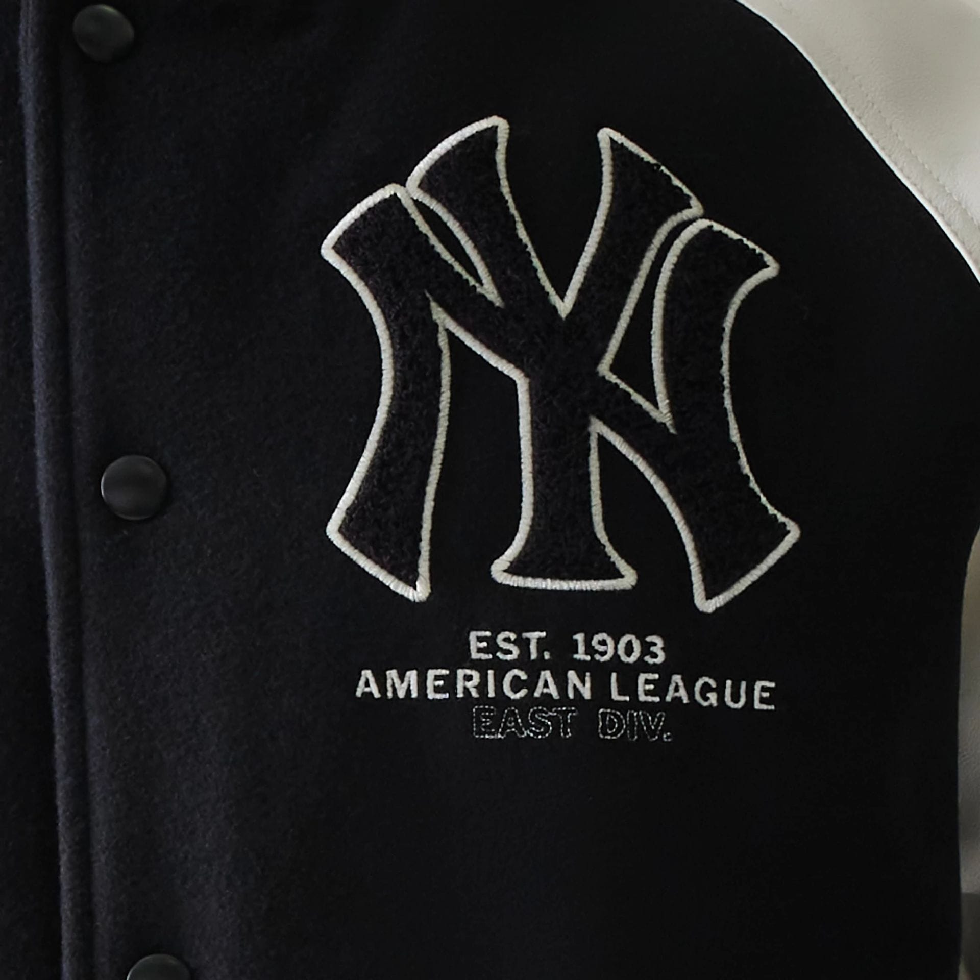 New York Yankees MLB Black Varsity Jacket-kentox