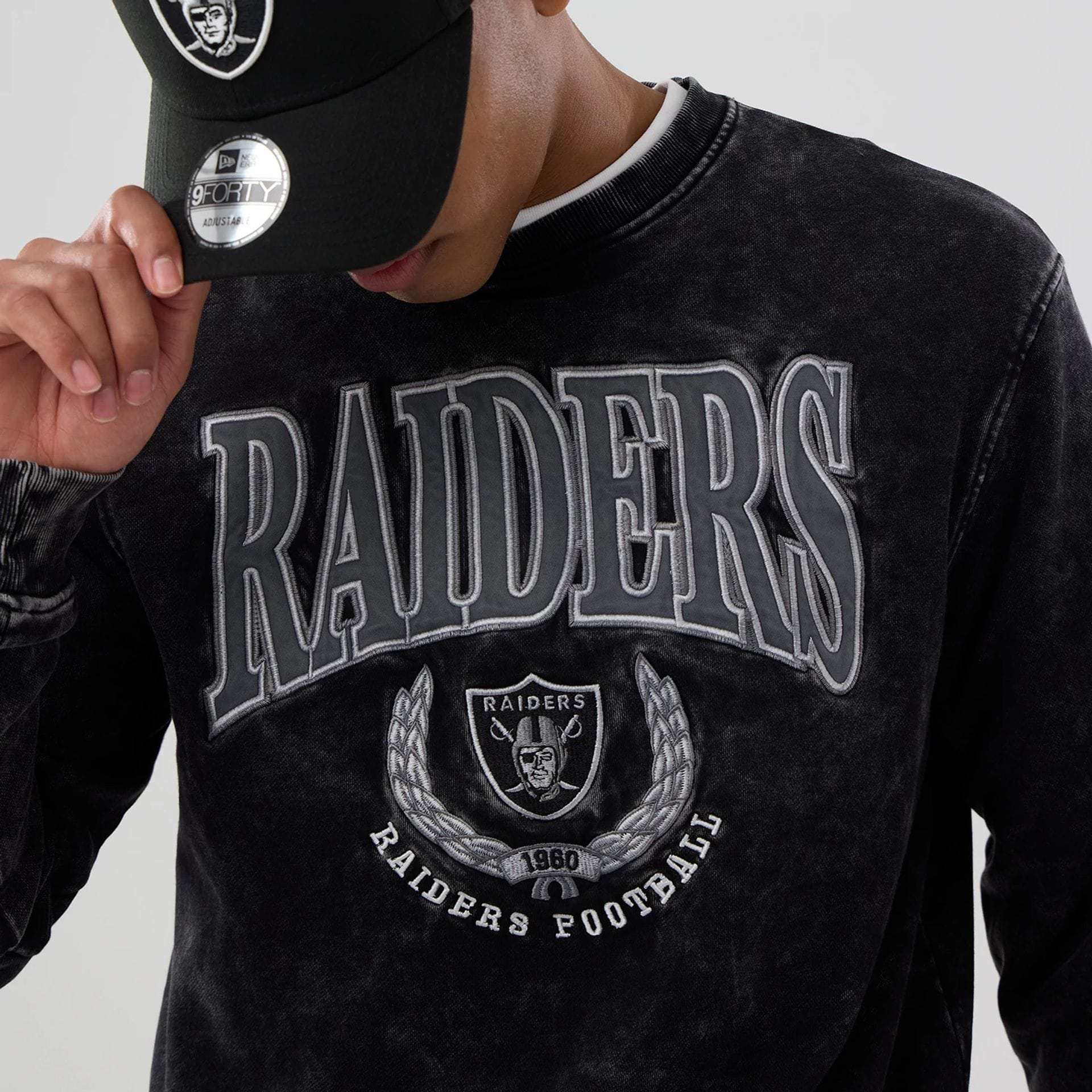 Las Vegas Raiders NFL Black Crew Neck Sweater-kentox