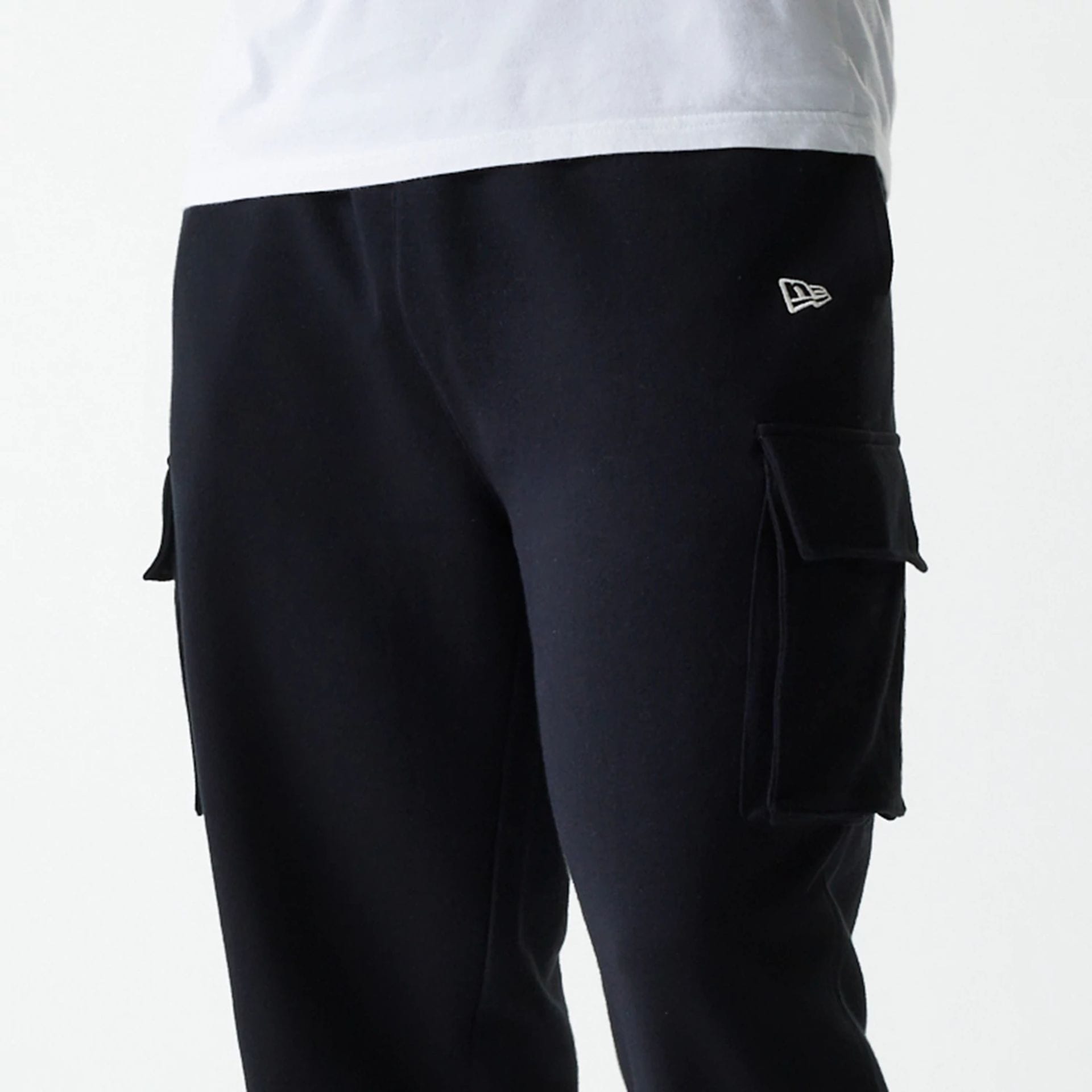 New Era Black Cargo Joggers-kentox