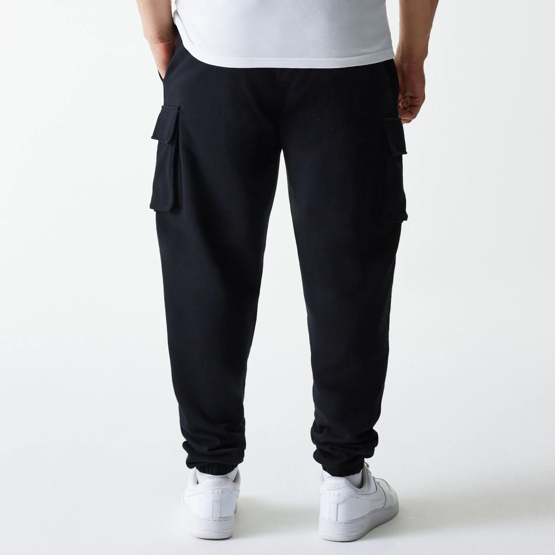 New Era Black Cargo Joggers-kentox