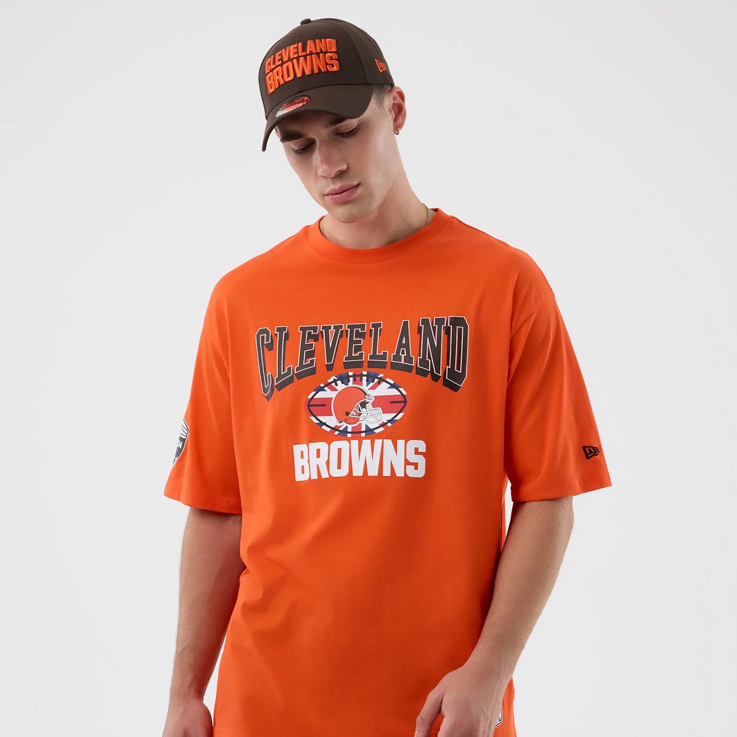 Cleveland Browns NFL International Series Games Orange Oversized T-Shirt-kentox