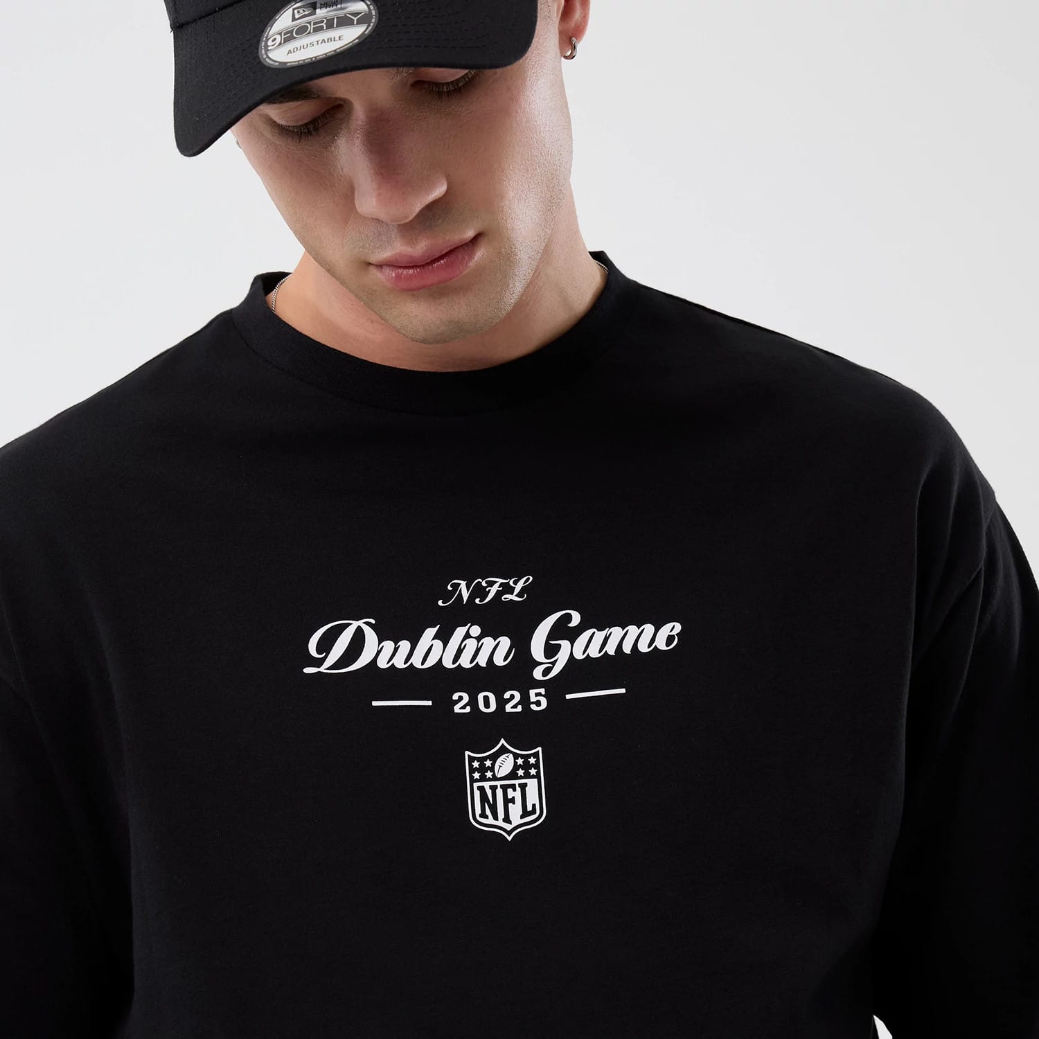 Dublin Game NFL International Series Games Black Oversized T-Shirt-kentox