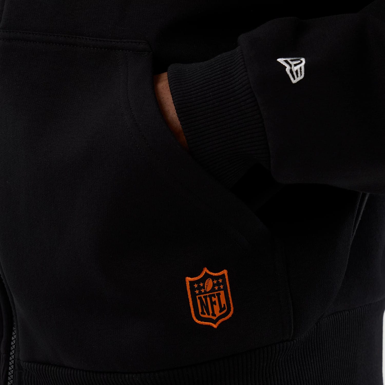 Cleveland Browns NFL International Series Games Black Full Zip Hoodie-kentox