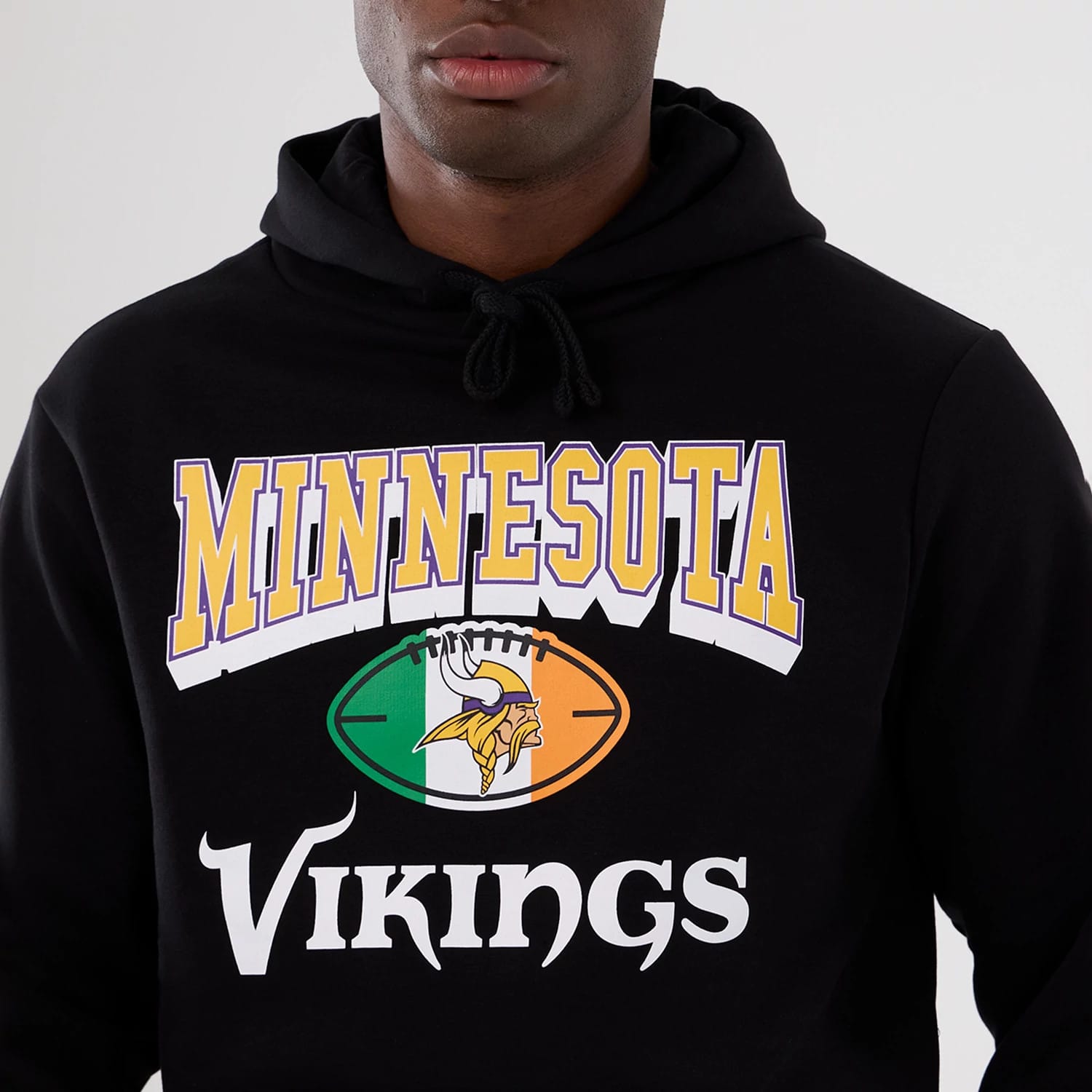 Minnesota Vikings NFL International Series Games 2025 Black Pullover Hoodie-kentox