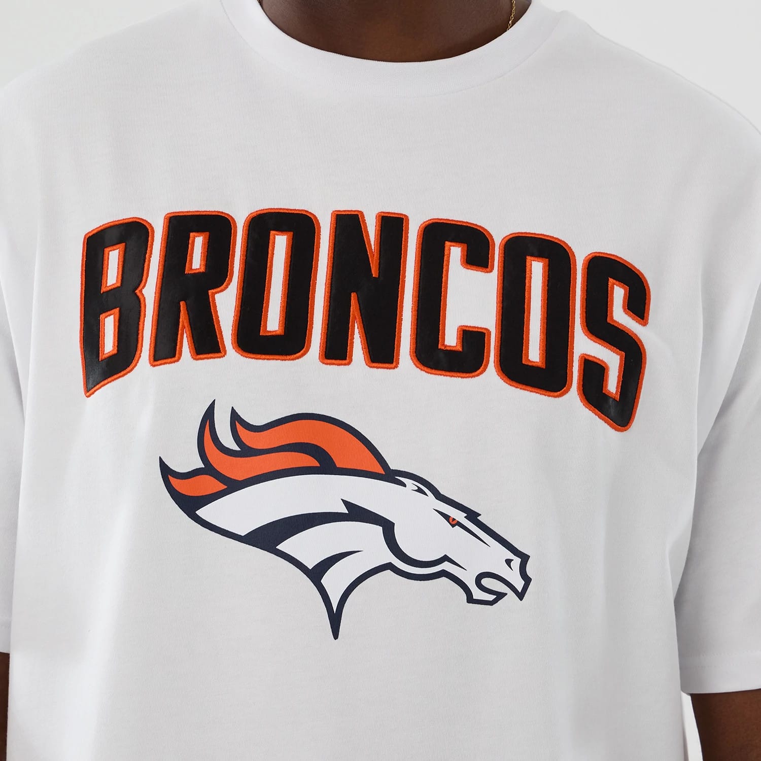 Denver Broncos NFL International Series Games 2025 White Premium T-Shirt-kentox