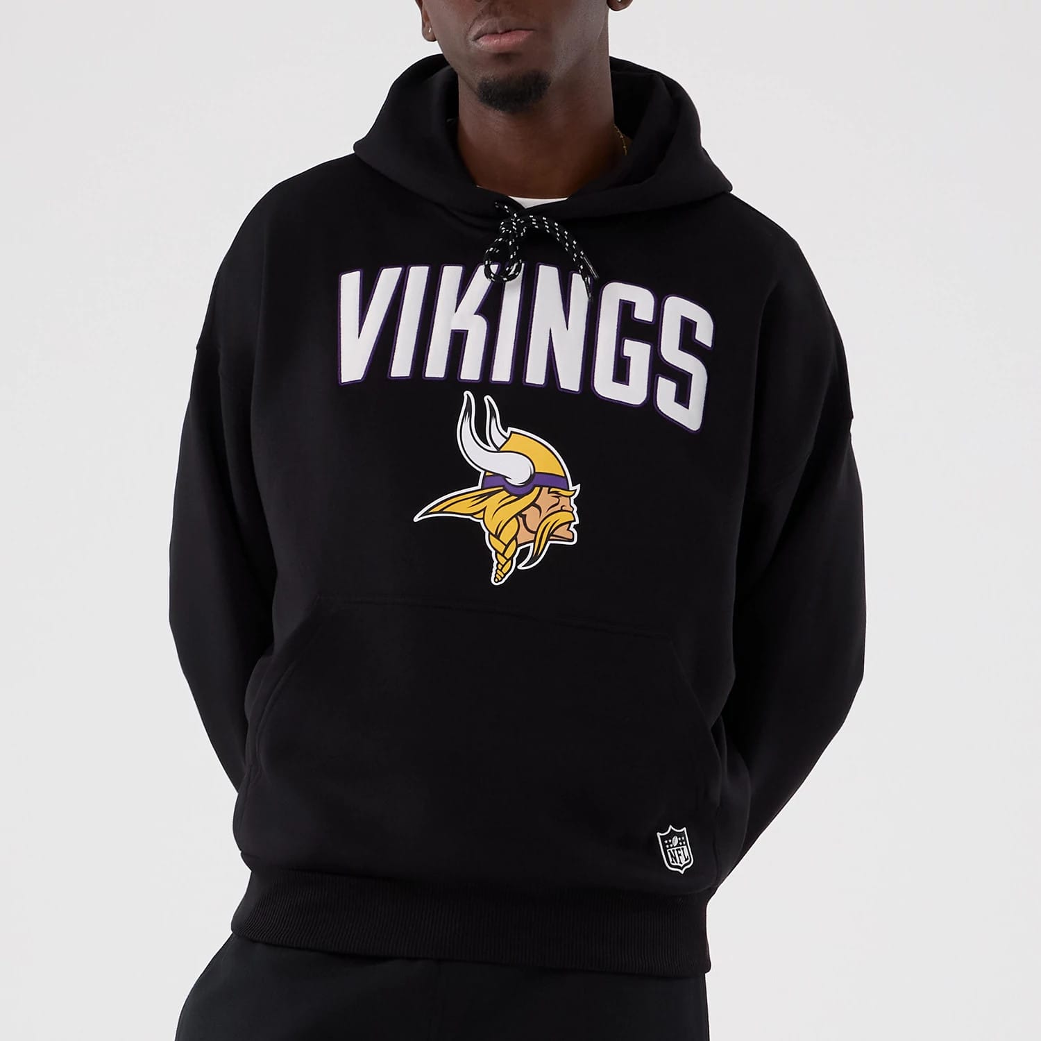 Minnesota Vikings NFL International Series Games 2025 Black Premium Pullover Hoodie-kentox