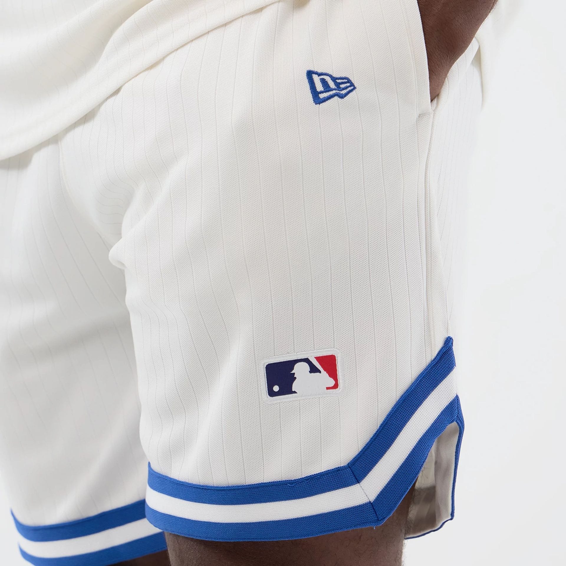 LA Dodgers MLB Arch Open White Oversized Shorts-kentox