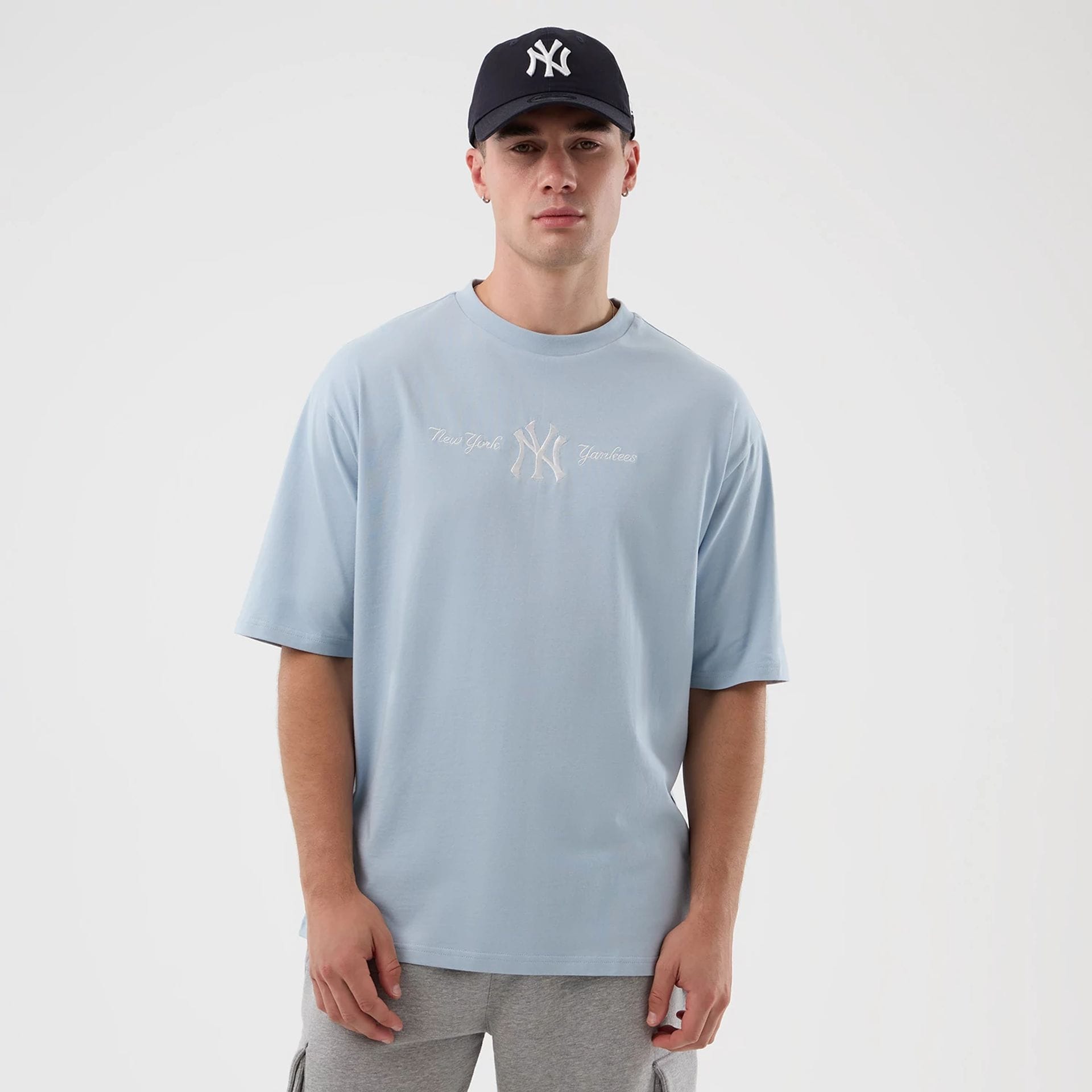 New York Yankees MLB Script Pastel Blue Oversized T-Shirt-kentox
