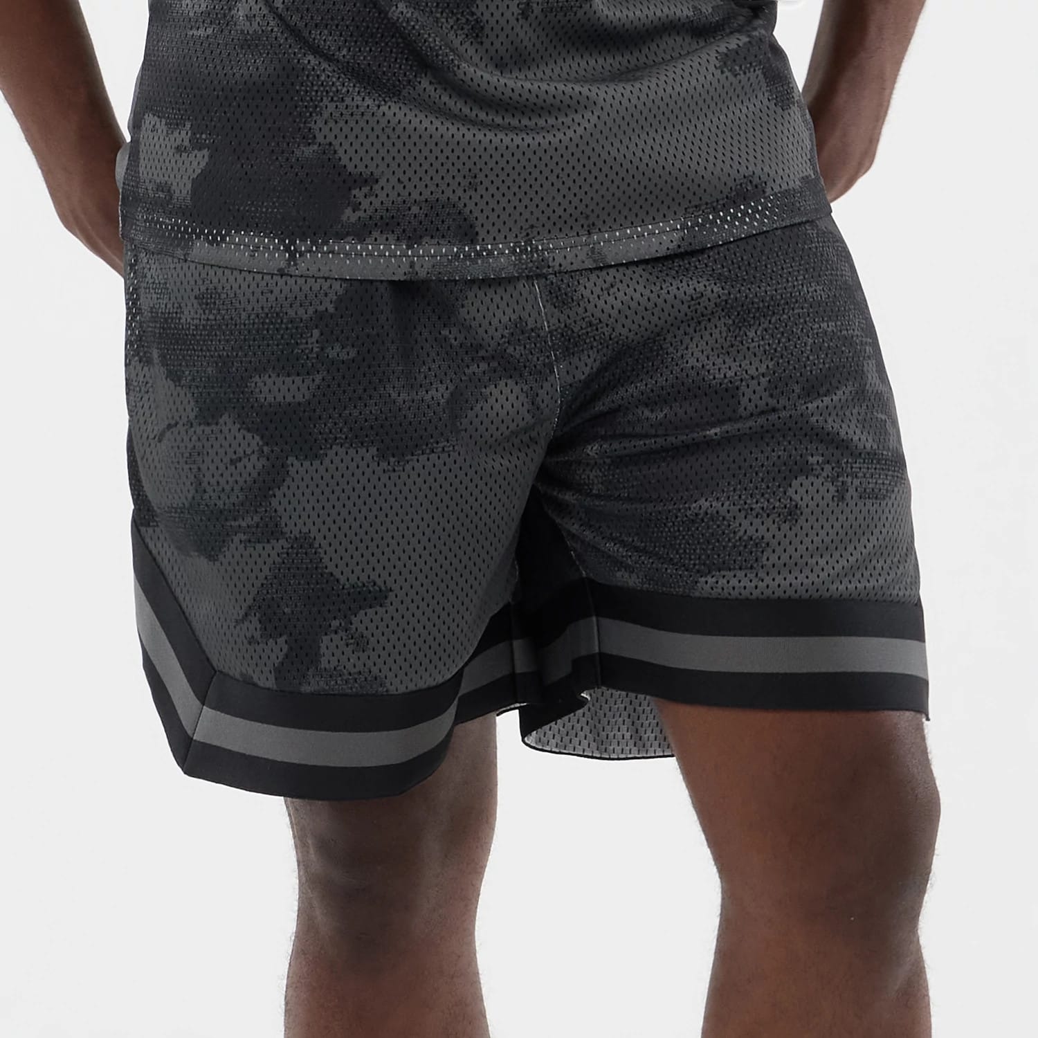New Era All Over Print Mesh Black Camo Shorts-kentox