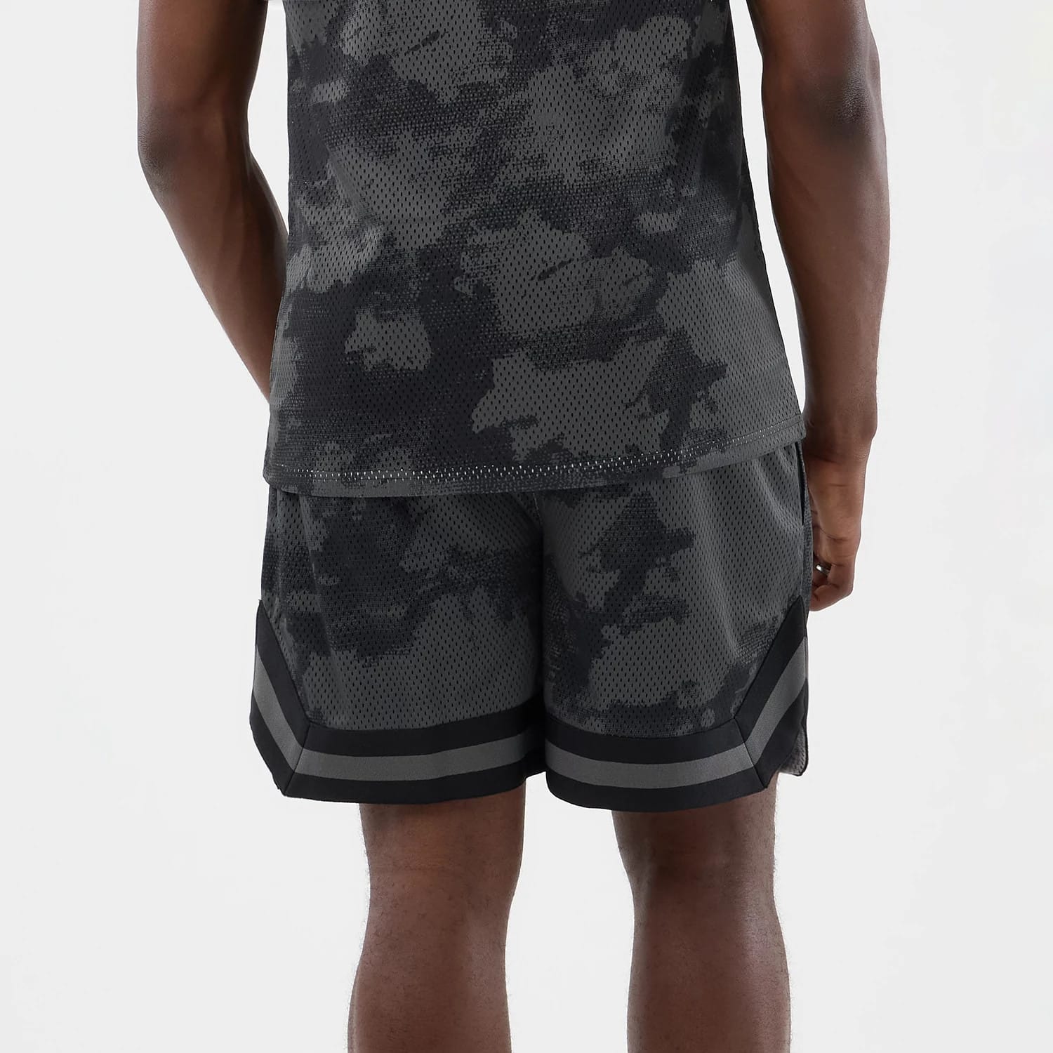 New Era All Over Print Mesh Black Camo Shorts-kentox