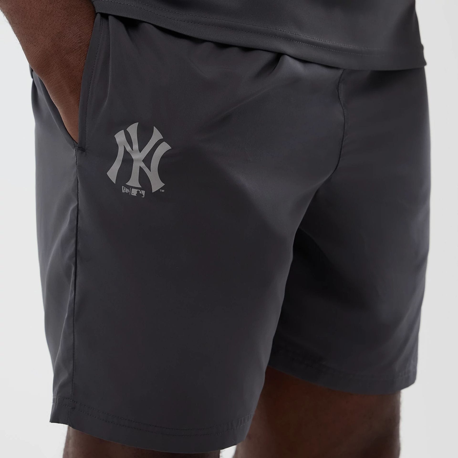 New York Yankees MLB Core Plus Dark Grey Shorts-kentox