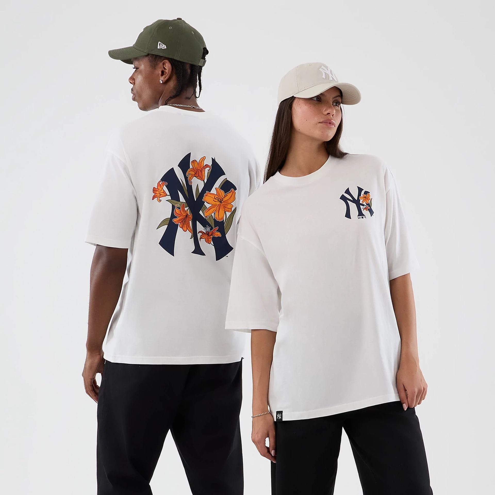 New York Yankees MLB Floral White Oversized T-Shirt-kentox