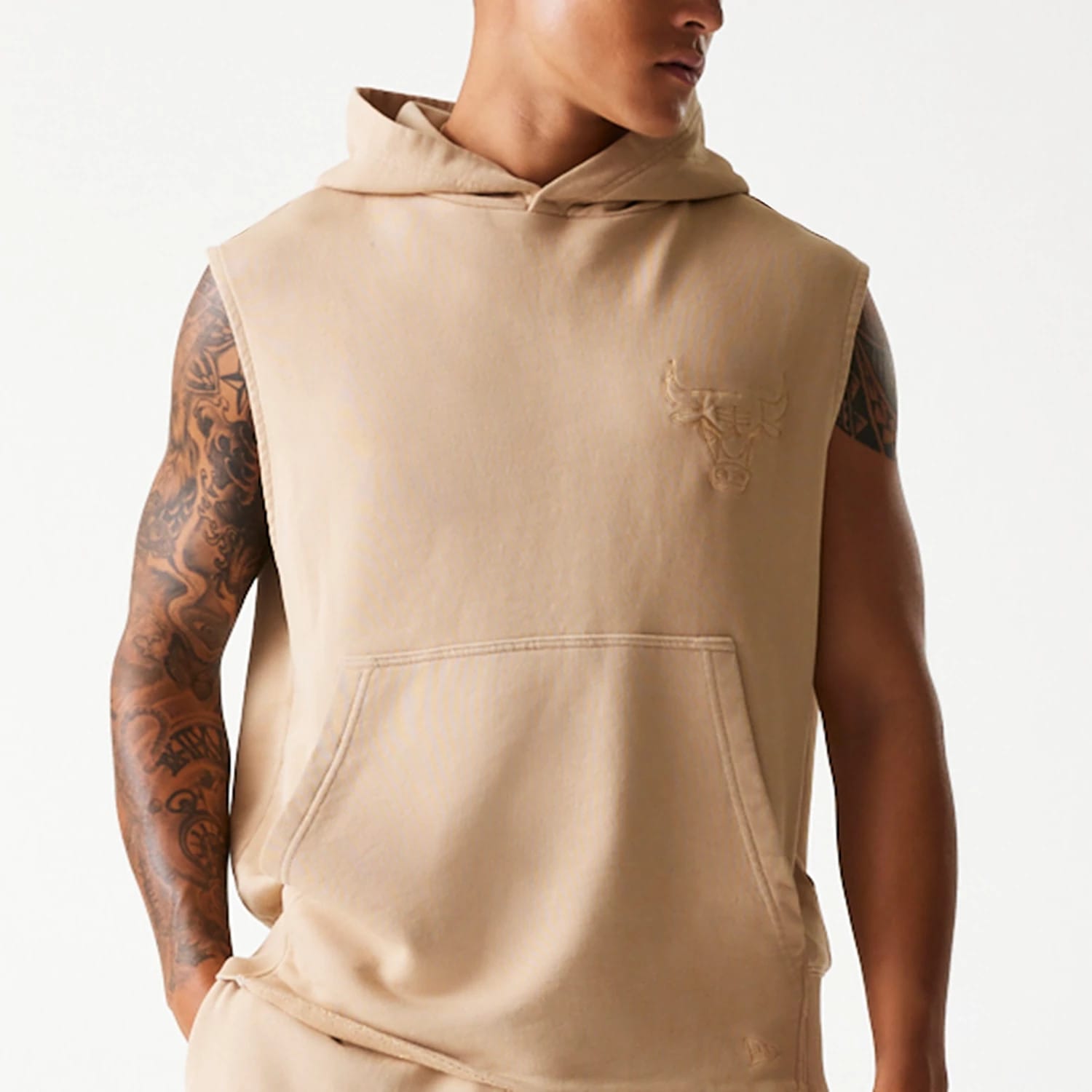 Chicago Bulls NBA Washed Beige Sleeveless Hoodie-kentox - Image 6