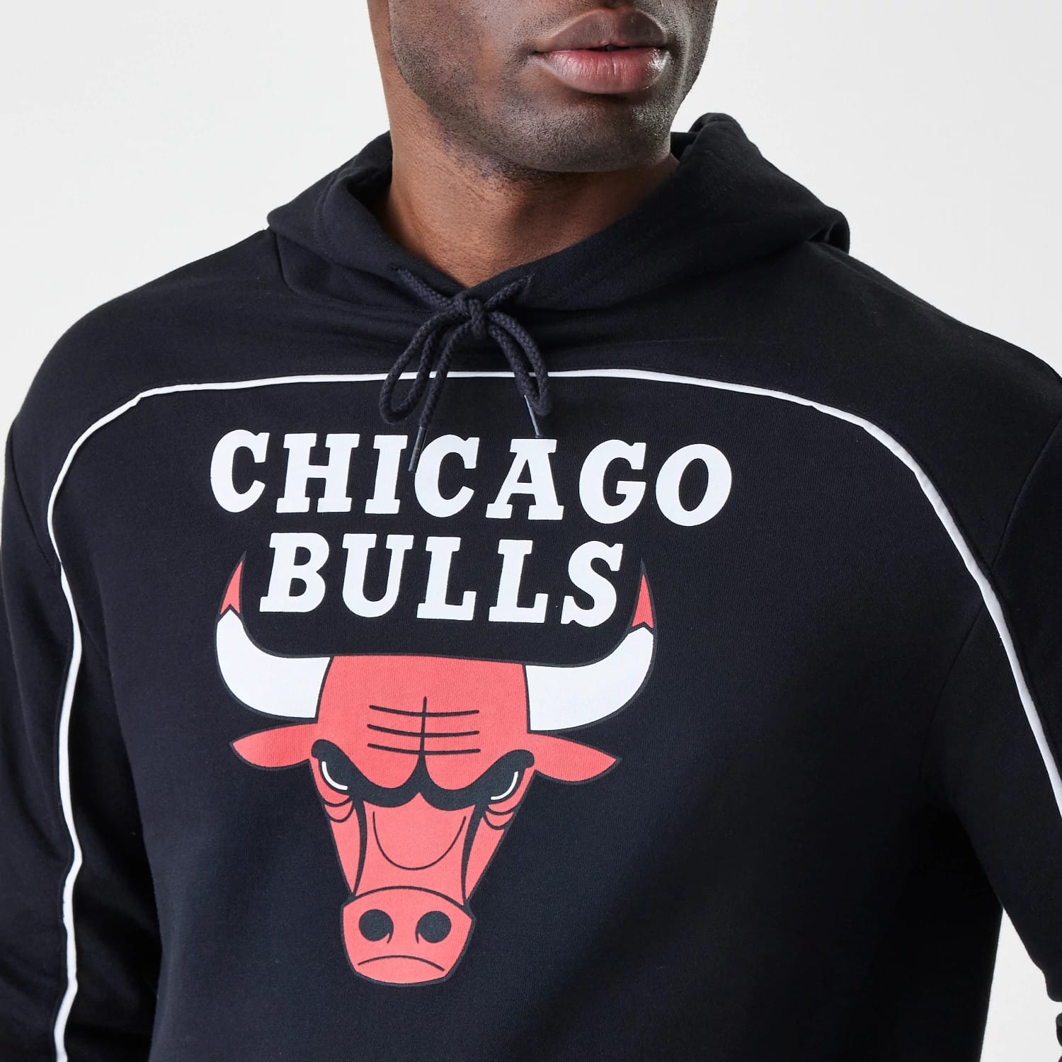 Chicago Bulls NBA Piping Stripe Black Oversized Pullover Hoodie-kentox - Image 3
