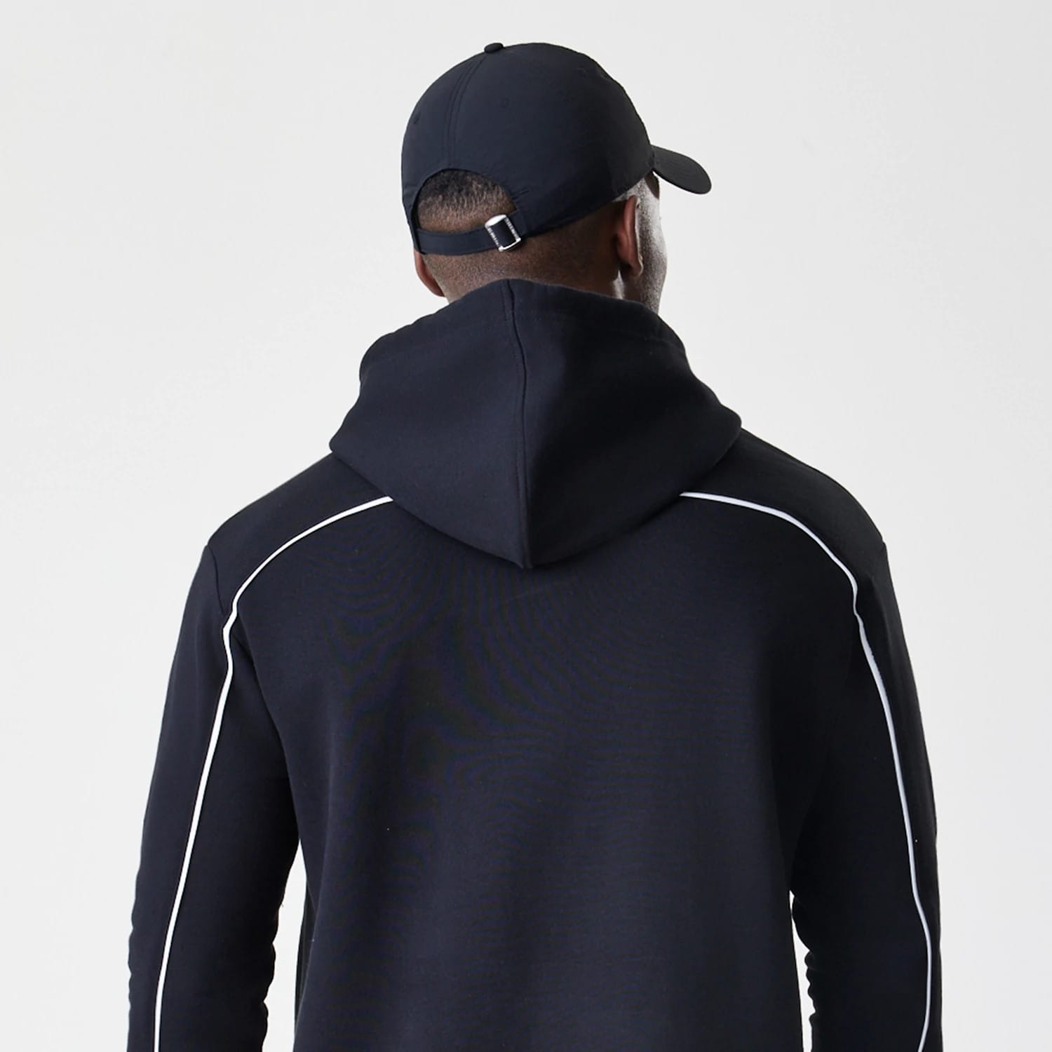 Chicago Bulls NBA Piping Stripe Black Oversized Pullover Hoodie-kentox - Image 5