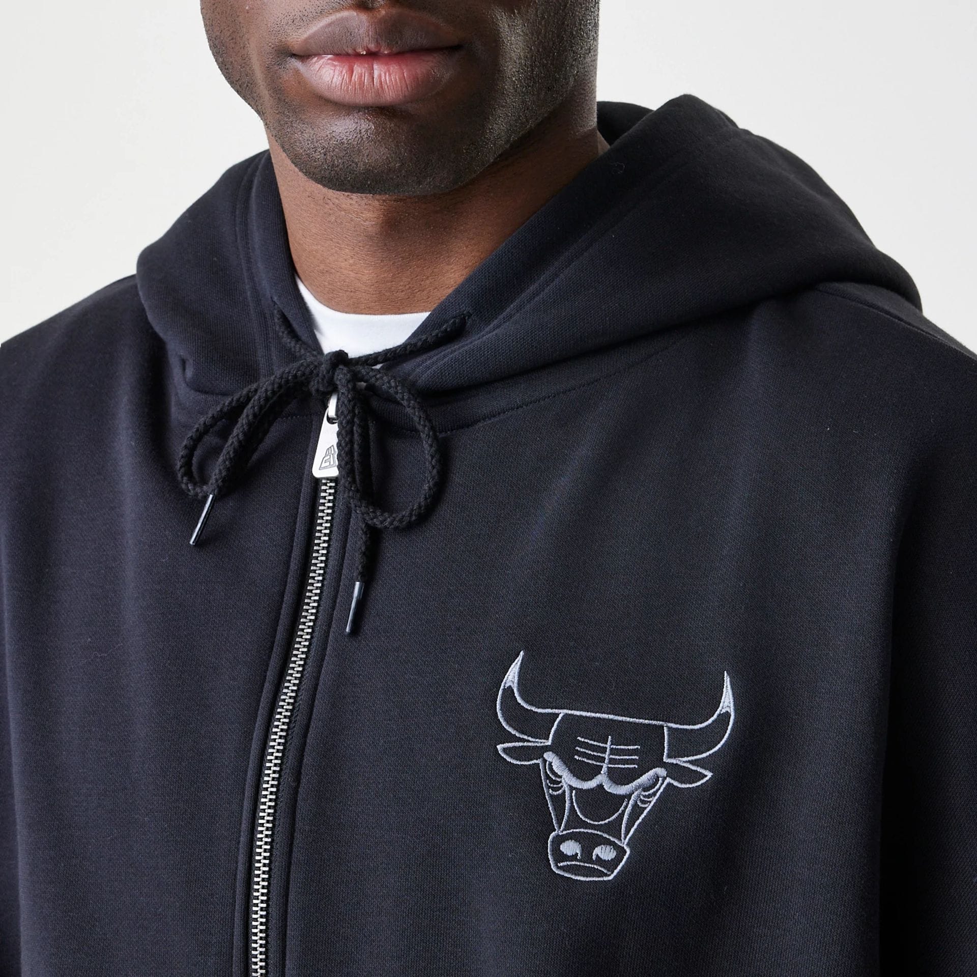 Chicago Bulls NBA Linear Black Oversized Full Zip Hoodie-kentox - Image 4