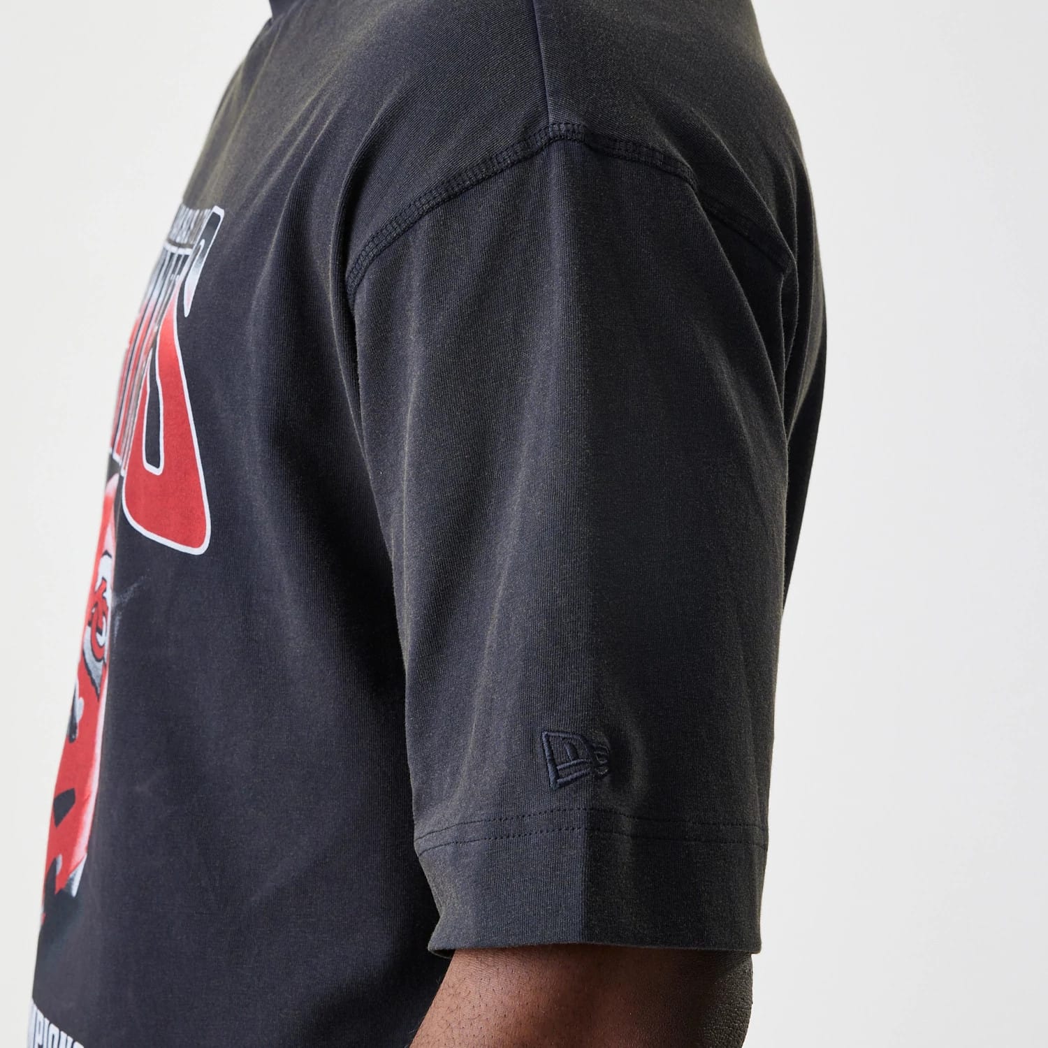 Kansas City Chiefs NFL Washed Boxy Black Oversized T-Shirt-kentox - Image 5