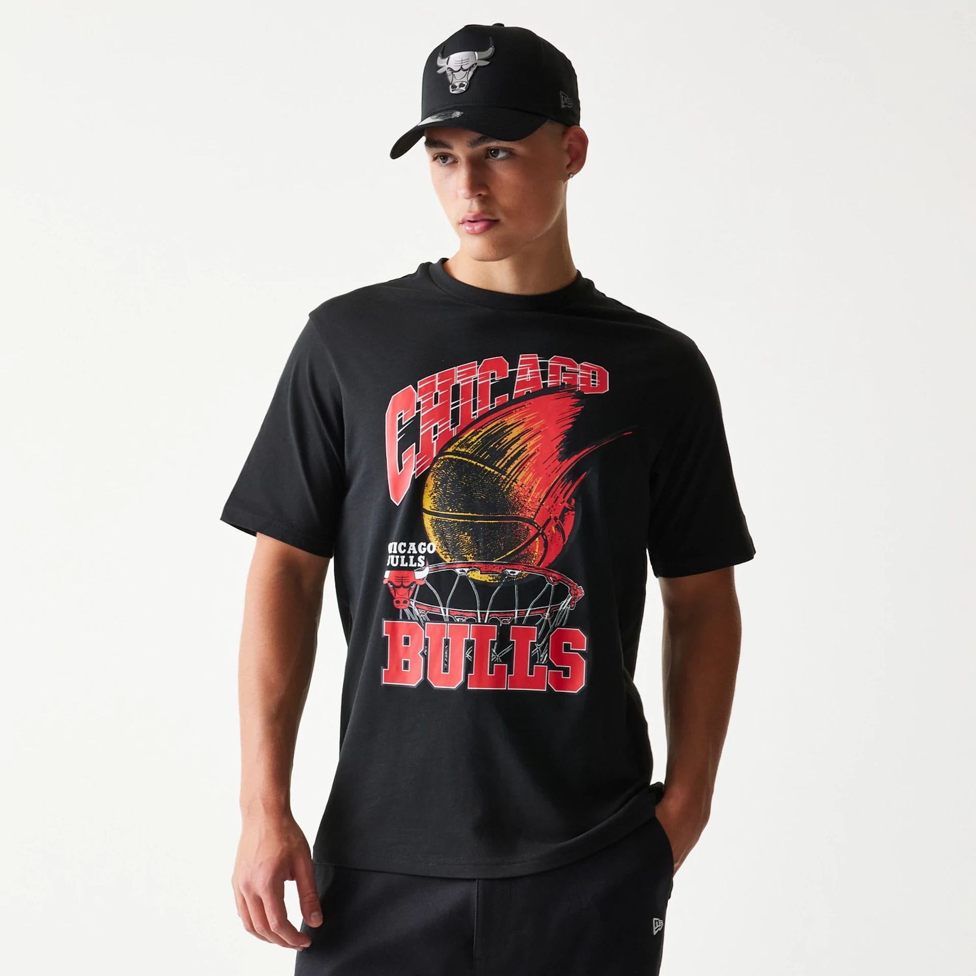Chicago Bulls NBA Ball Graphic Black T-Shirt-kentox - Image 3