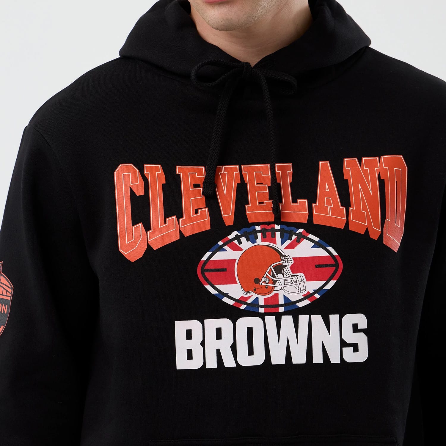 Cleveland Browns NFL International Series Games Black Pullover Hoodie-kentox - Image 3