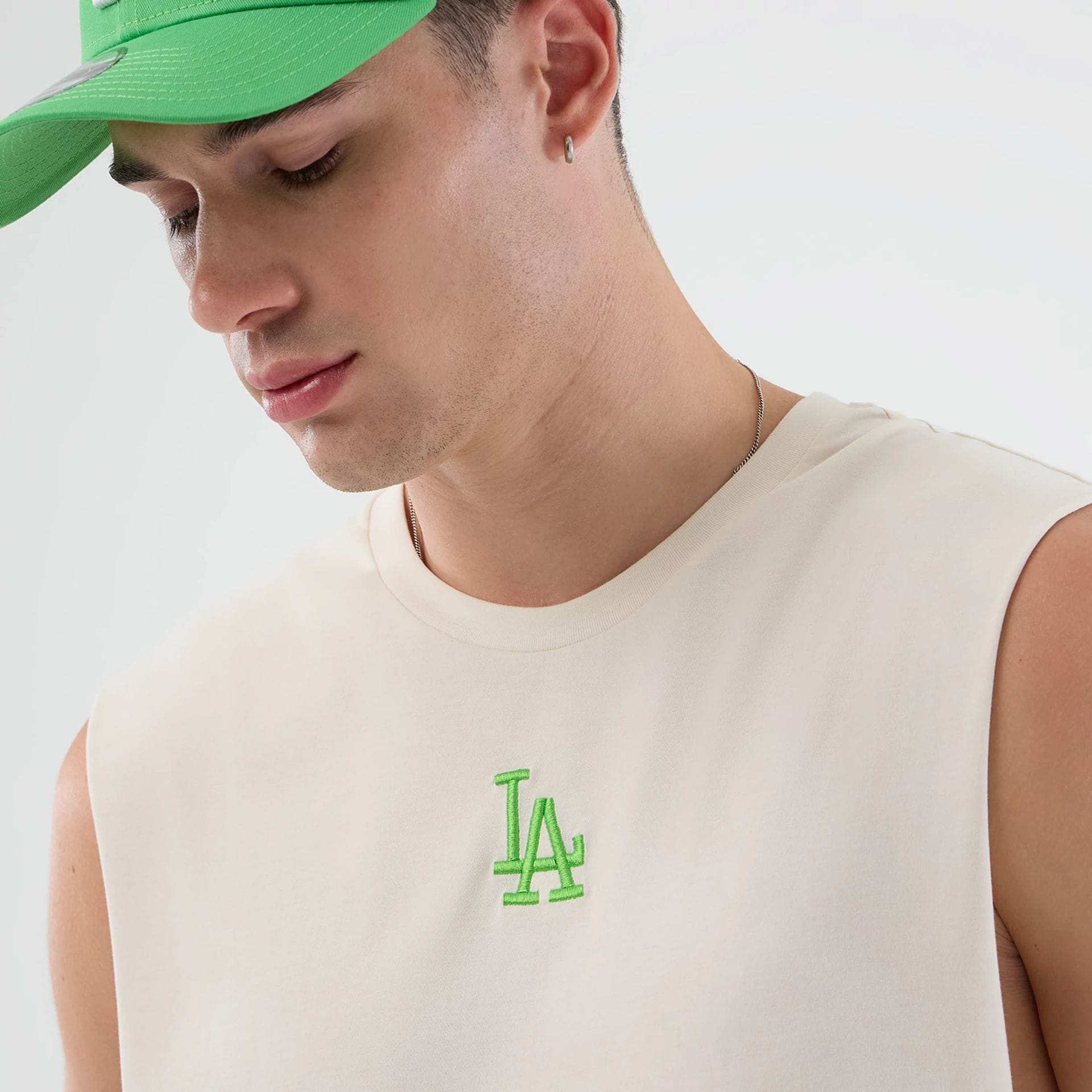 LA Dodgers MLB League Essential Open White Vest-kentox - Image 6