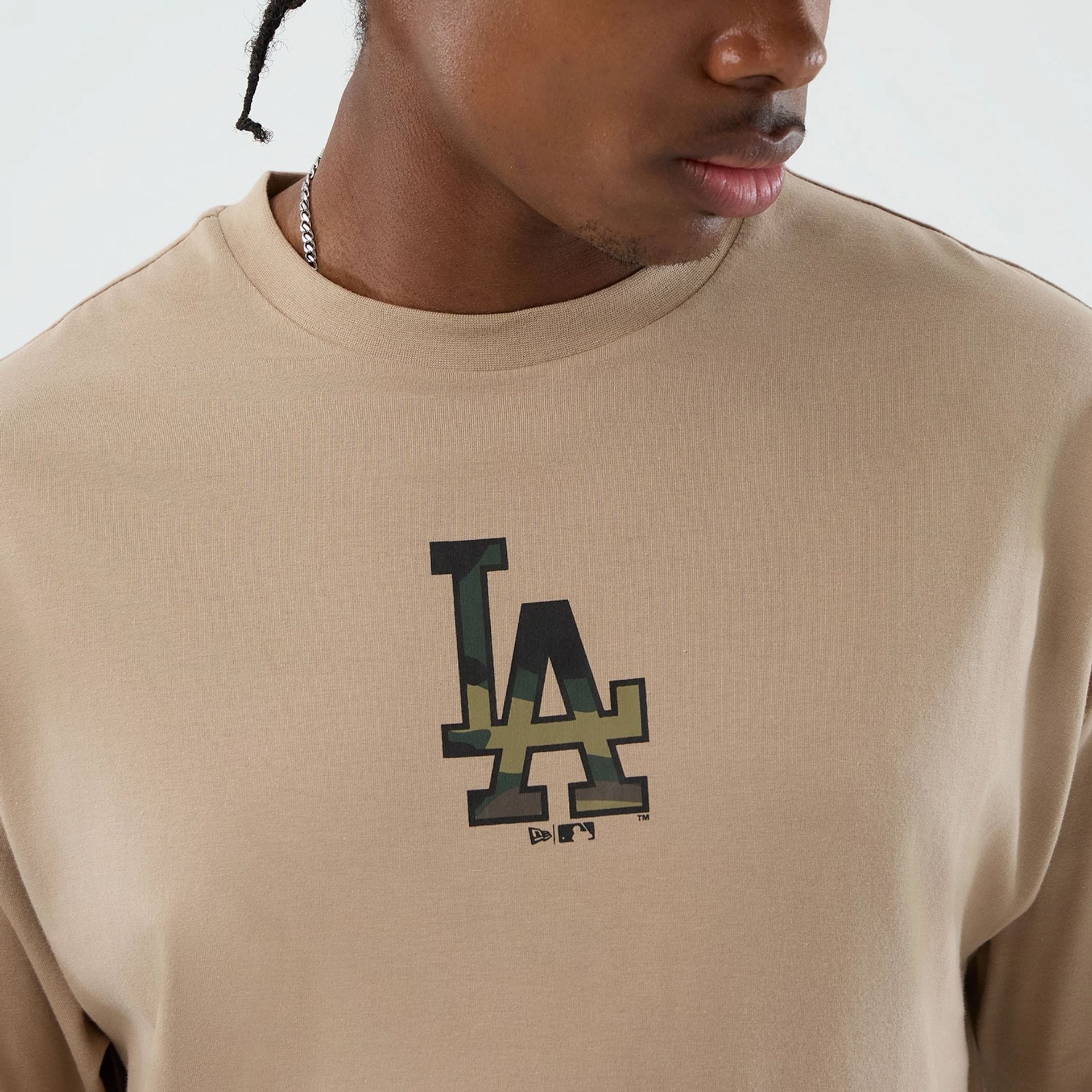 LA Dodgers MLB Infill Light Beige Oversized T-Shirt-kentox - Image 6