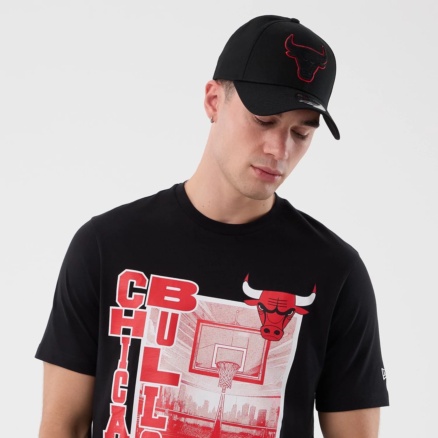 Chicago Bulls NBA Graphic Black T-Shirt-kentox - Image 3