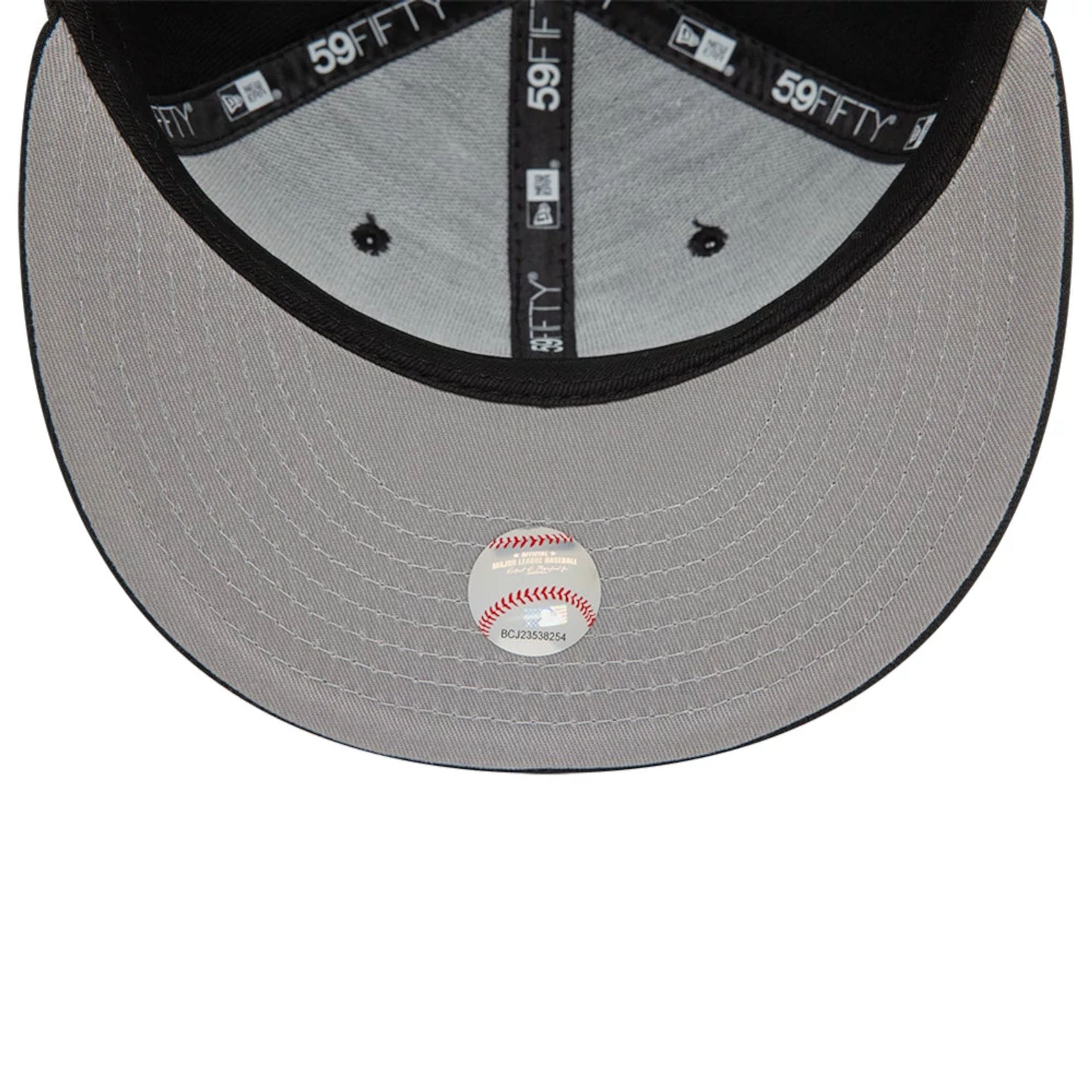 Chicago White Sox MLB Heart Icon Black 59FIFTY Fitted Cap-kentox - Image 2