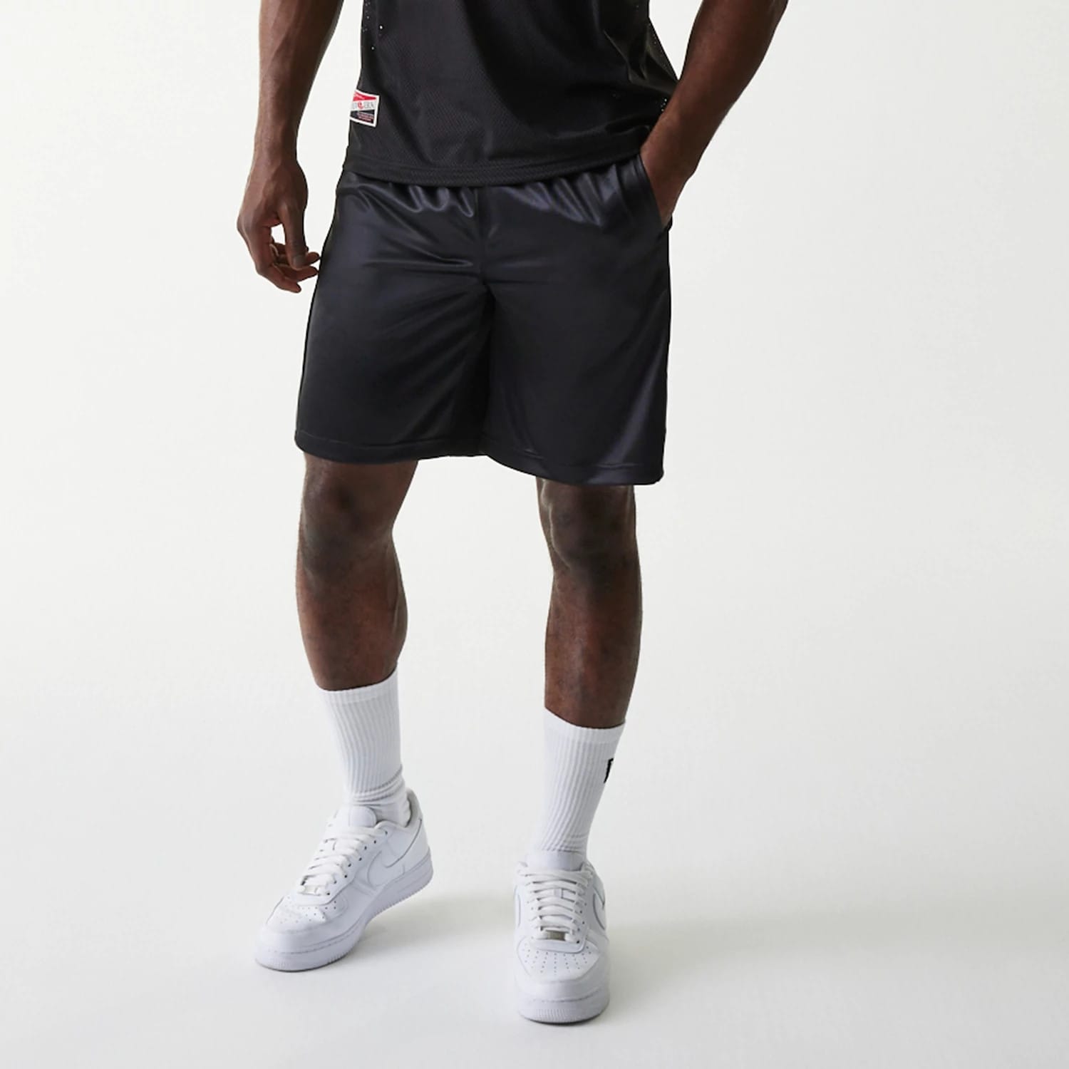 New Era Retro Sports Black Mesh Shorts-kentox - Image 4