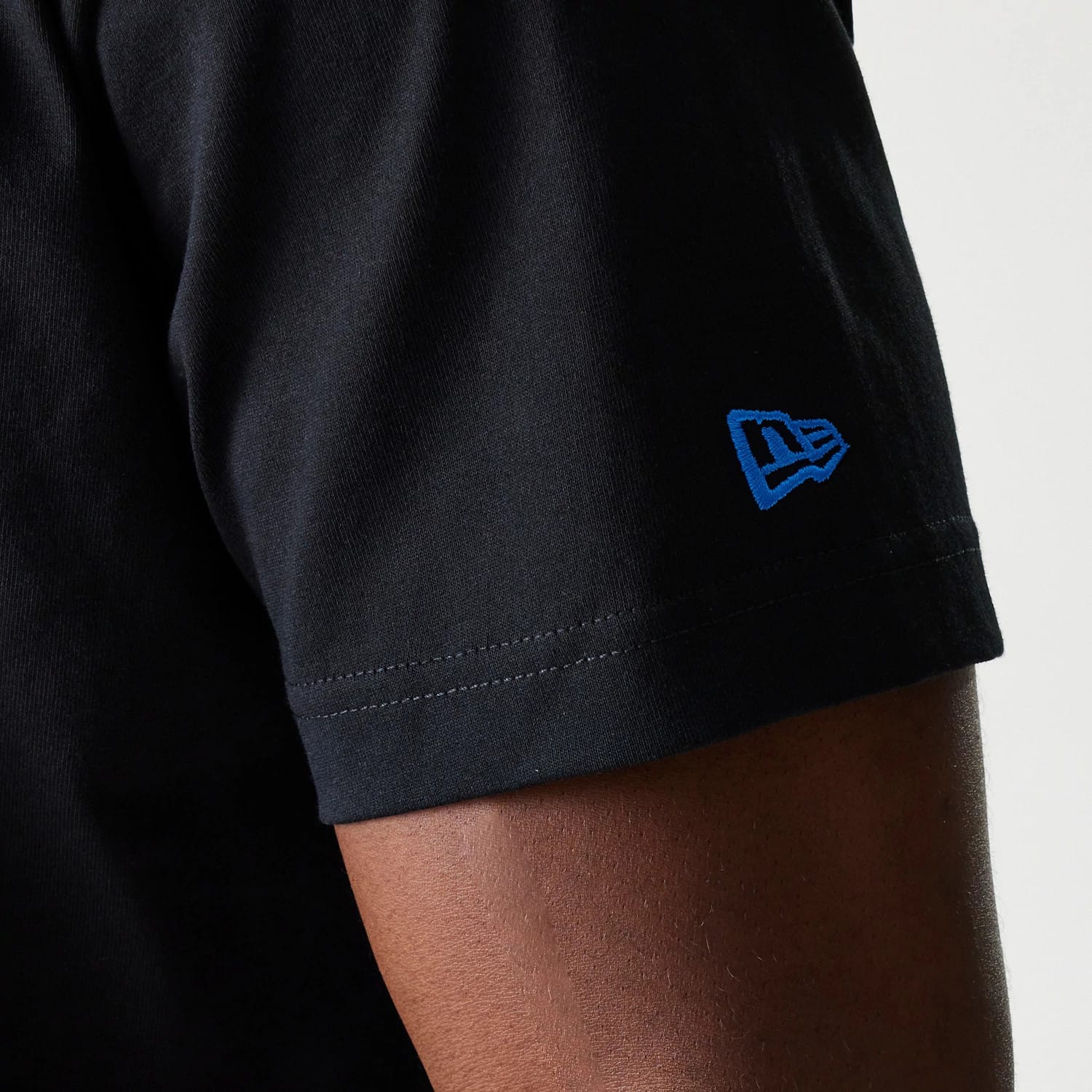 LA Dodgers MLB Paisley Black Oversized T-Shirt-kentox - Image 4