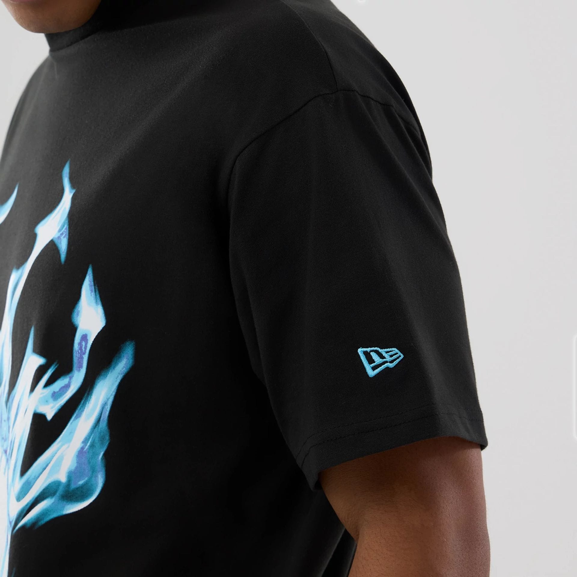 LA Dodgers MLB On Fire Black Oversized T-Shirt-kentox - Image 5