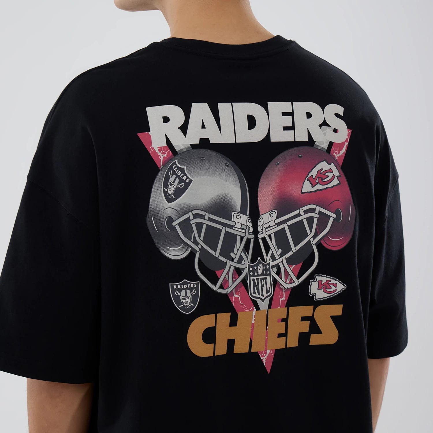 Las Vegas Raiders NFL Rivalry Black Oversized T-Shirt-kentox - Image 4