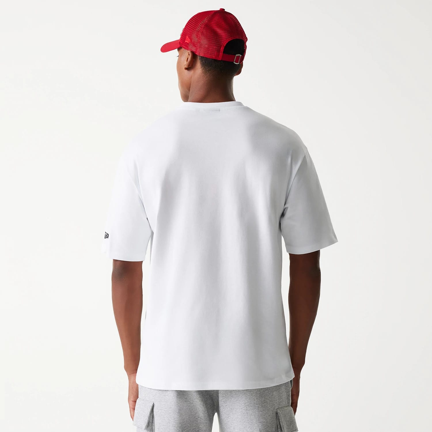 New Era Outdoor Graphic White Oversized T-Shirt-kentox - Image 2