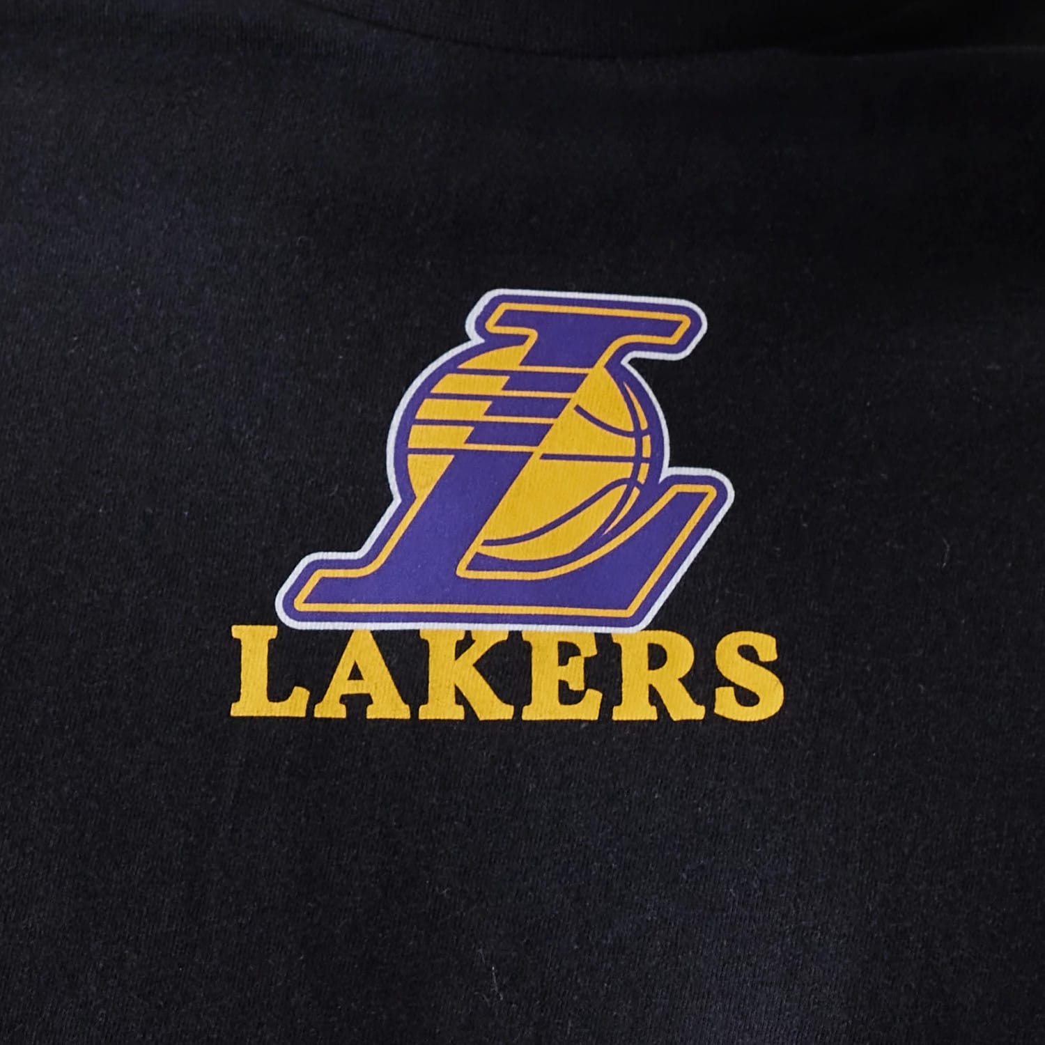 LA Lakers NBA Logo Black T-Shirt-kentox - Image 4
