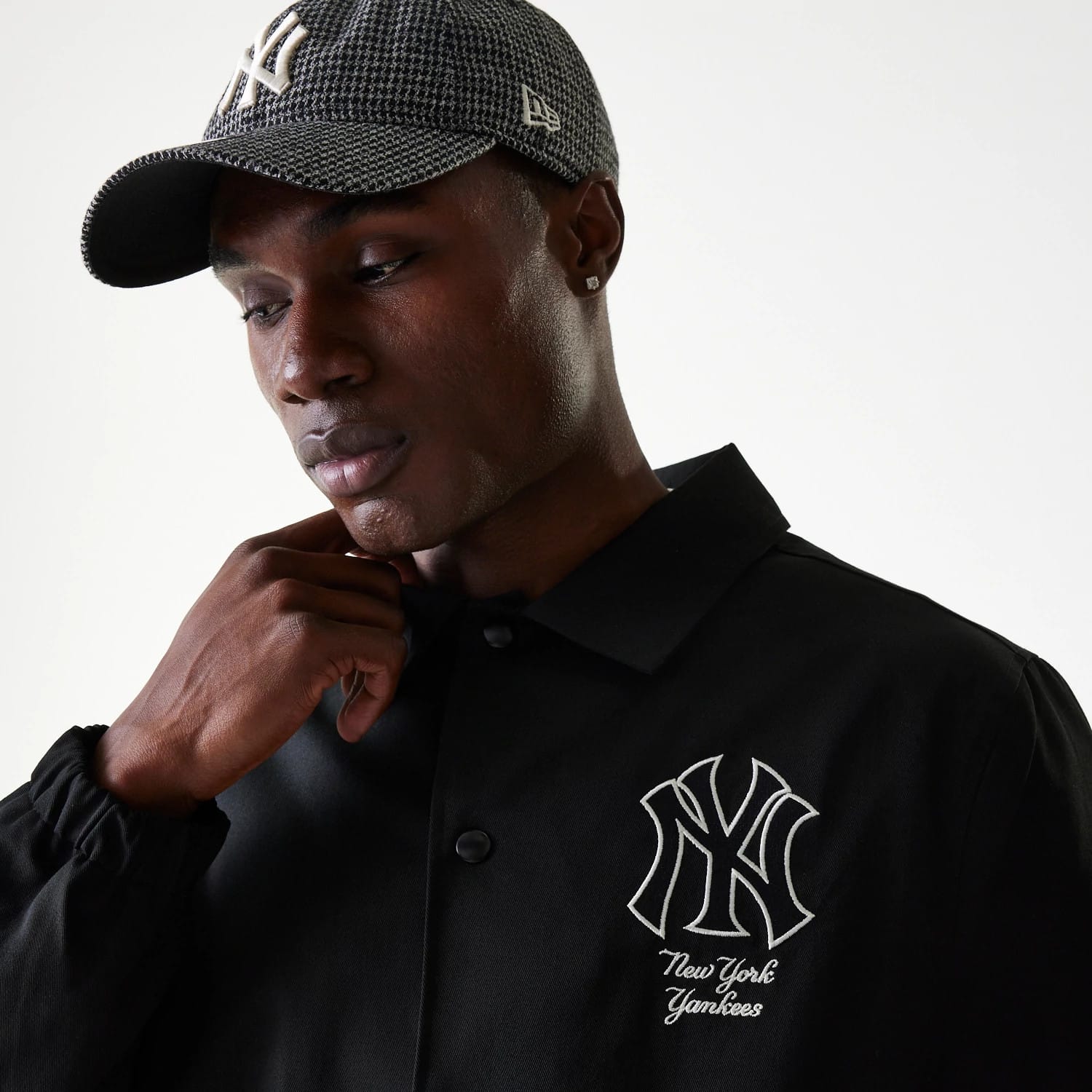 New York Yankees MLB Twill Black Coaches Jacket-kentox - Image 4