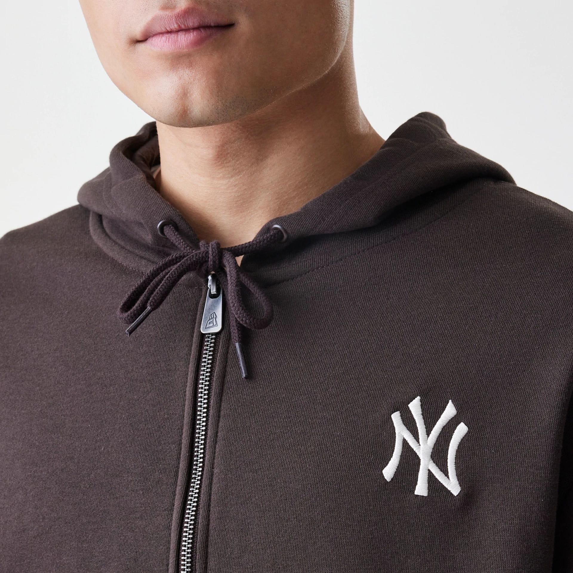 New York Yankees MLB Midi League Essential Dark Brown Full Zip Hoodie-kentox - Image 6