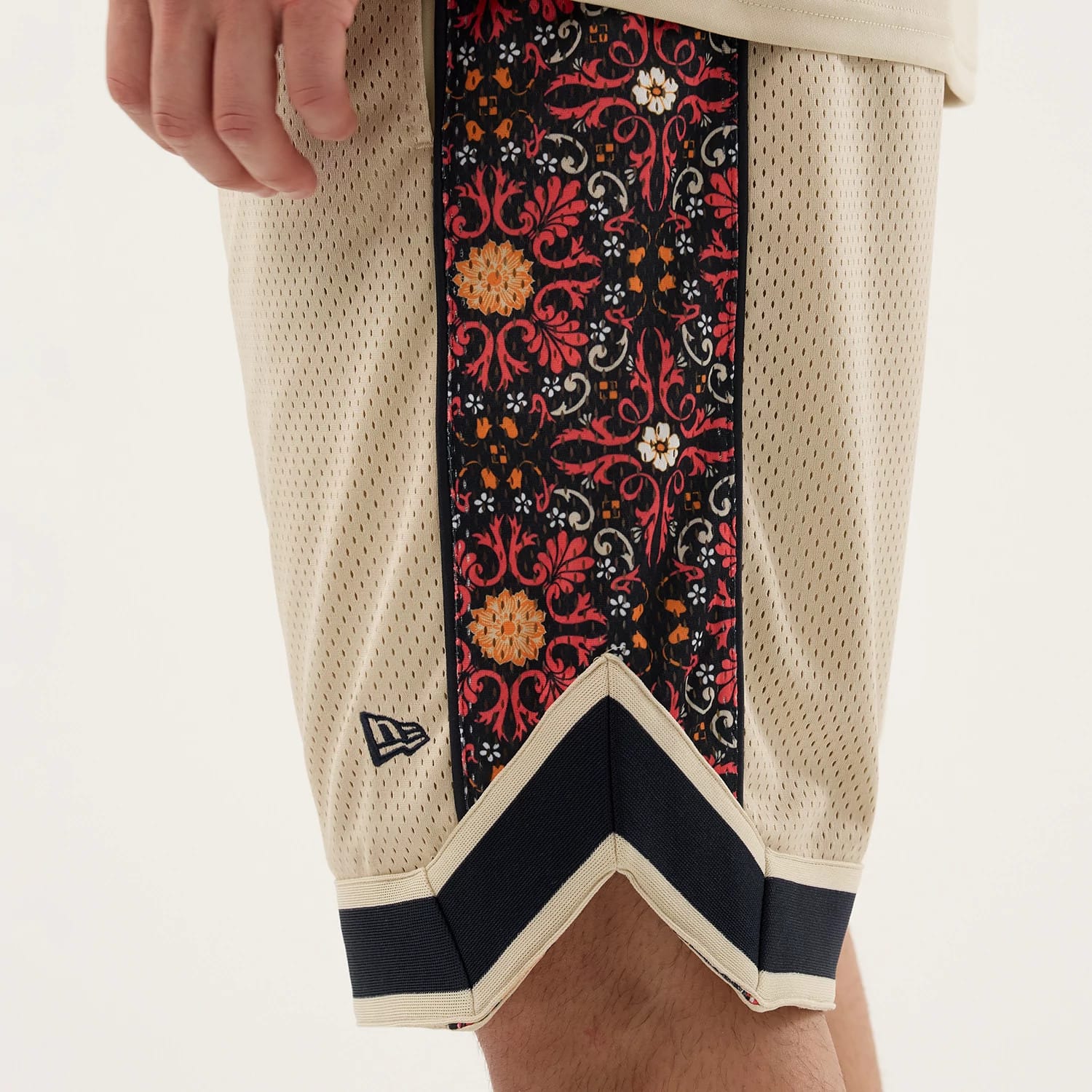 New Era Mesh Light Beige Mesh Shorts-kentox - Image 4
