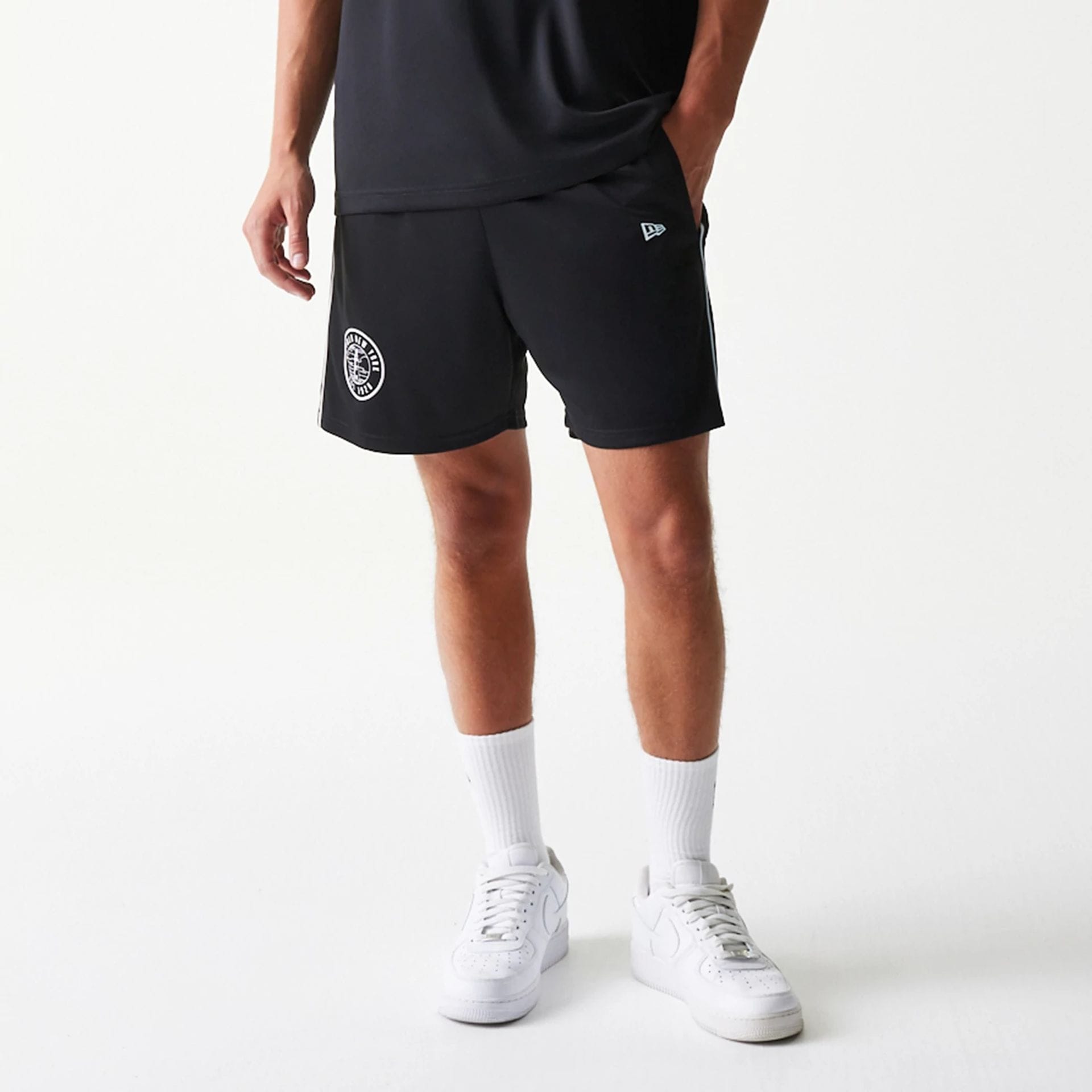 New Era Football Black Shorts-kentox - Image 3