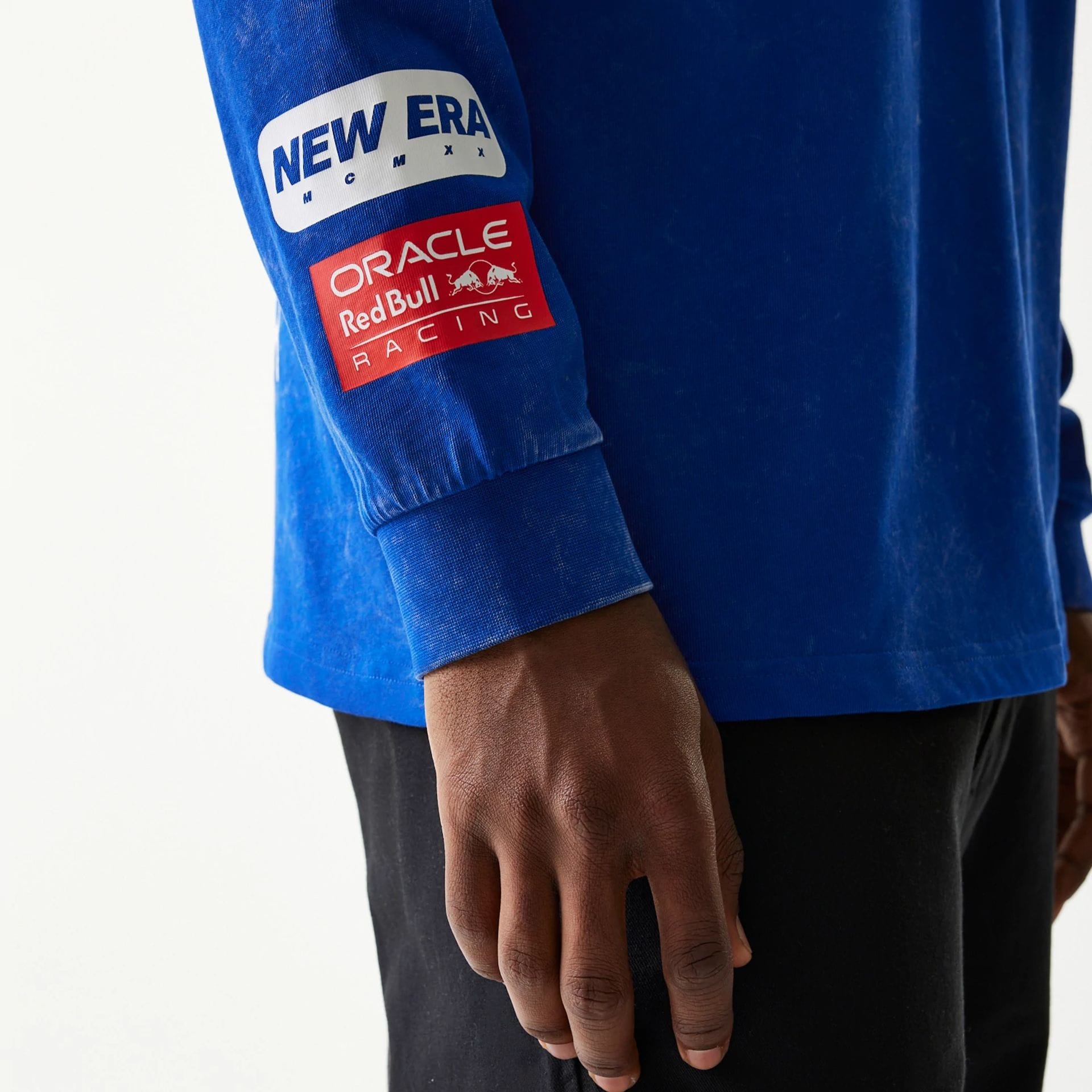 Red Bull Racing Linear Graphic Blue Long Sleeve T-Shirt-kentox - Image 5